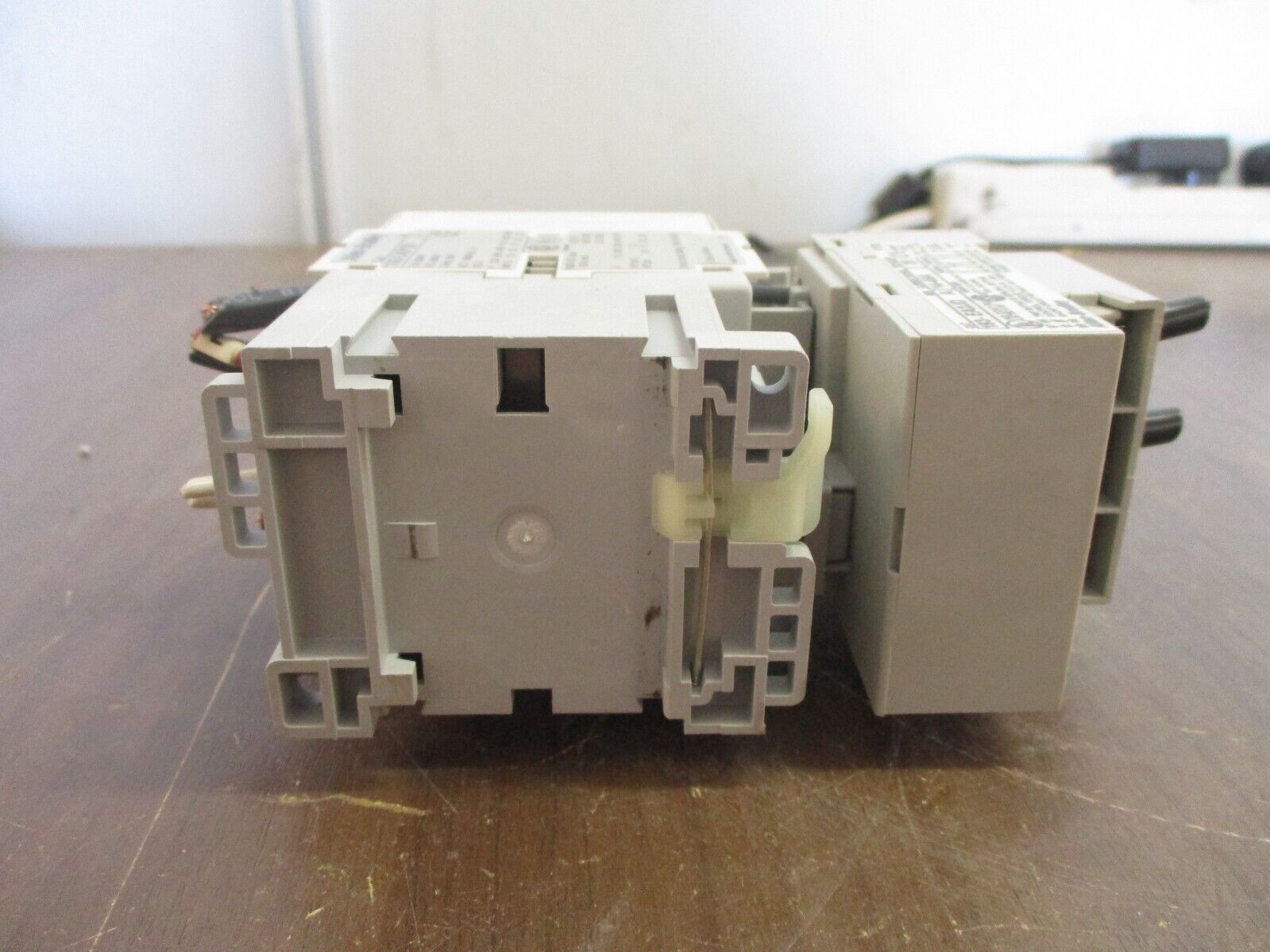 Allen-Bradley Starter 100-C43*00/193-EA2JD 120V Coil Trip: 14-45A w/ Aux Contact