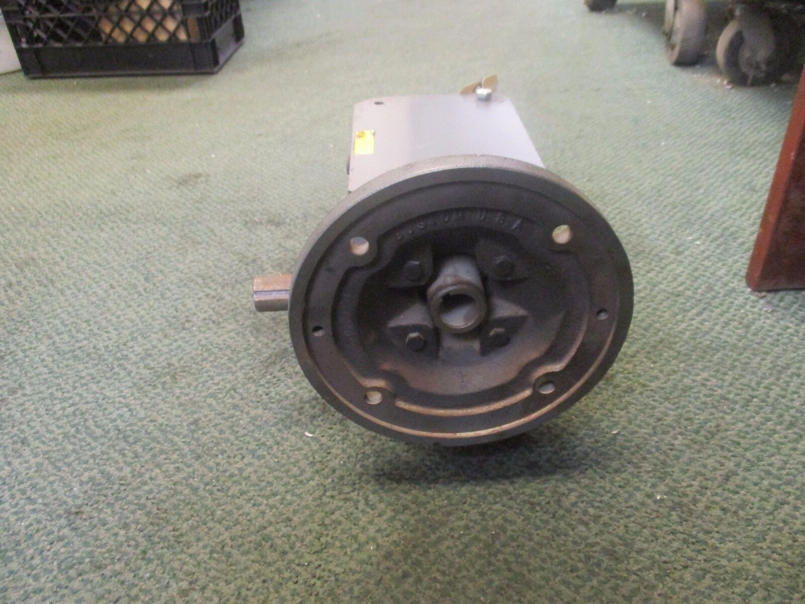 Boston Gear Reducer F732-20-B9 Ratio 20:1 3.79 HP In 2340 In-LB Torque Out New