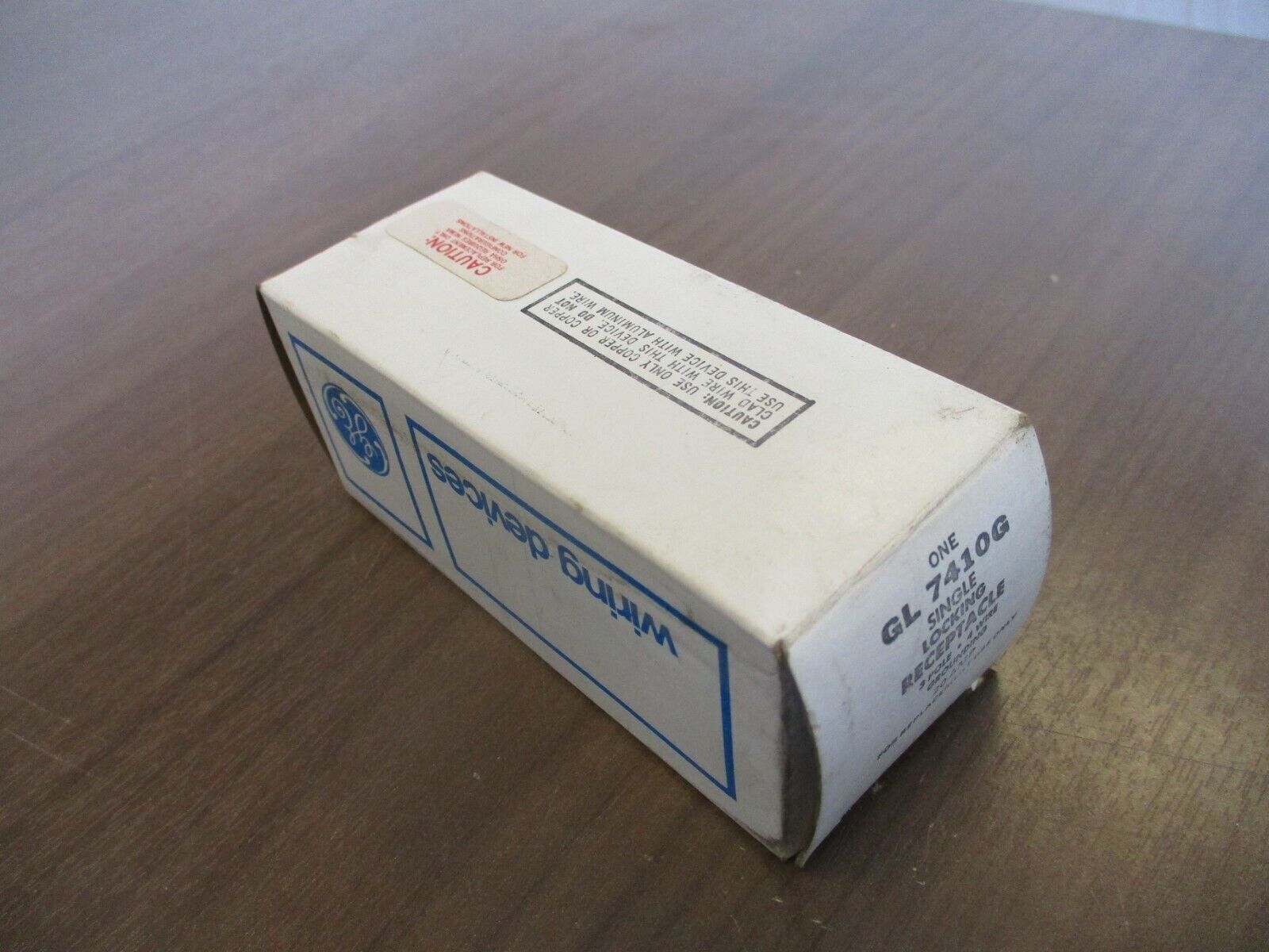 GE Locking Receptacle GL 7410G 20A 3P 4W New Surplus