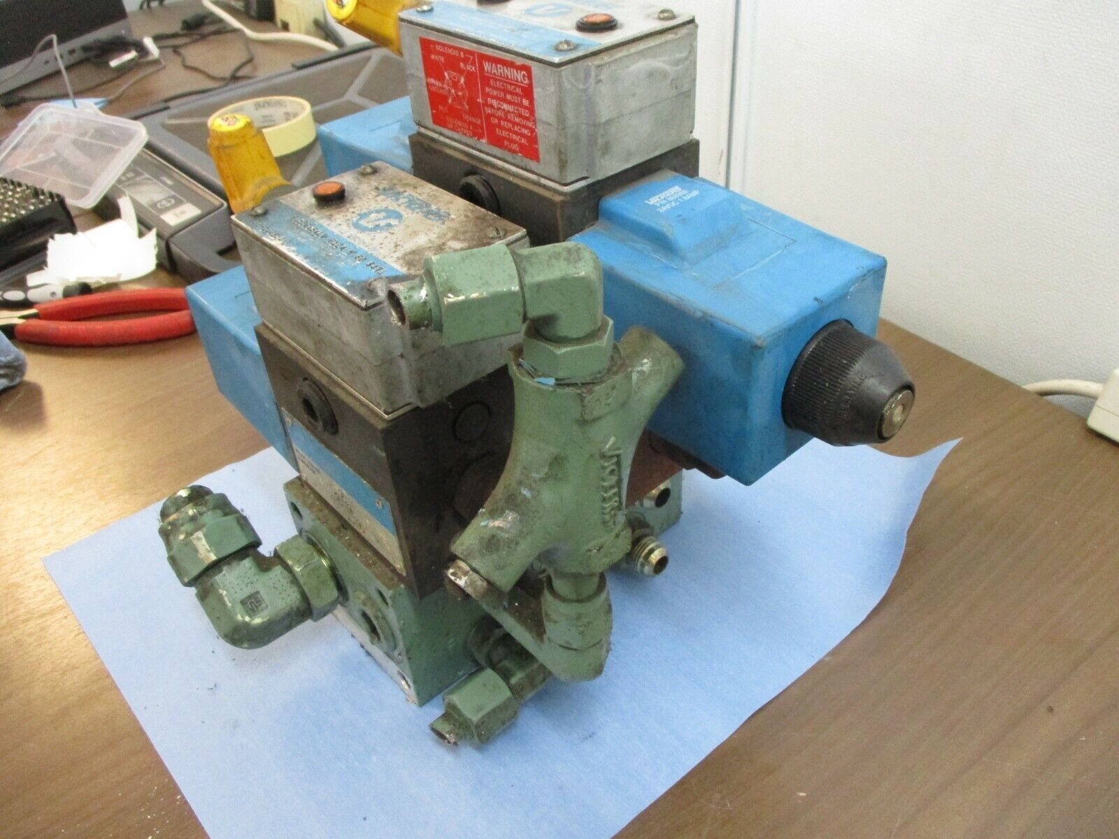 Vickers Pilot Valve Assembly PA5DG4S4LW-012C-H-60-S471/PA5DG4S4LW-012A-H-60-S471