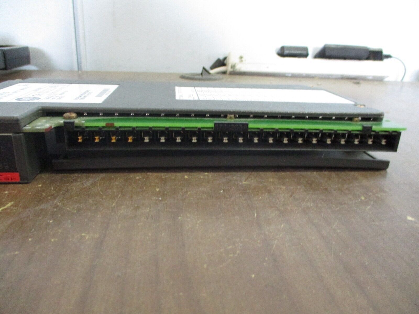 Allen-Bradley AC/DC Input Module 1771-IAD/D Rev. B02 120V *No Terminal* Used