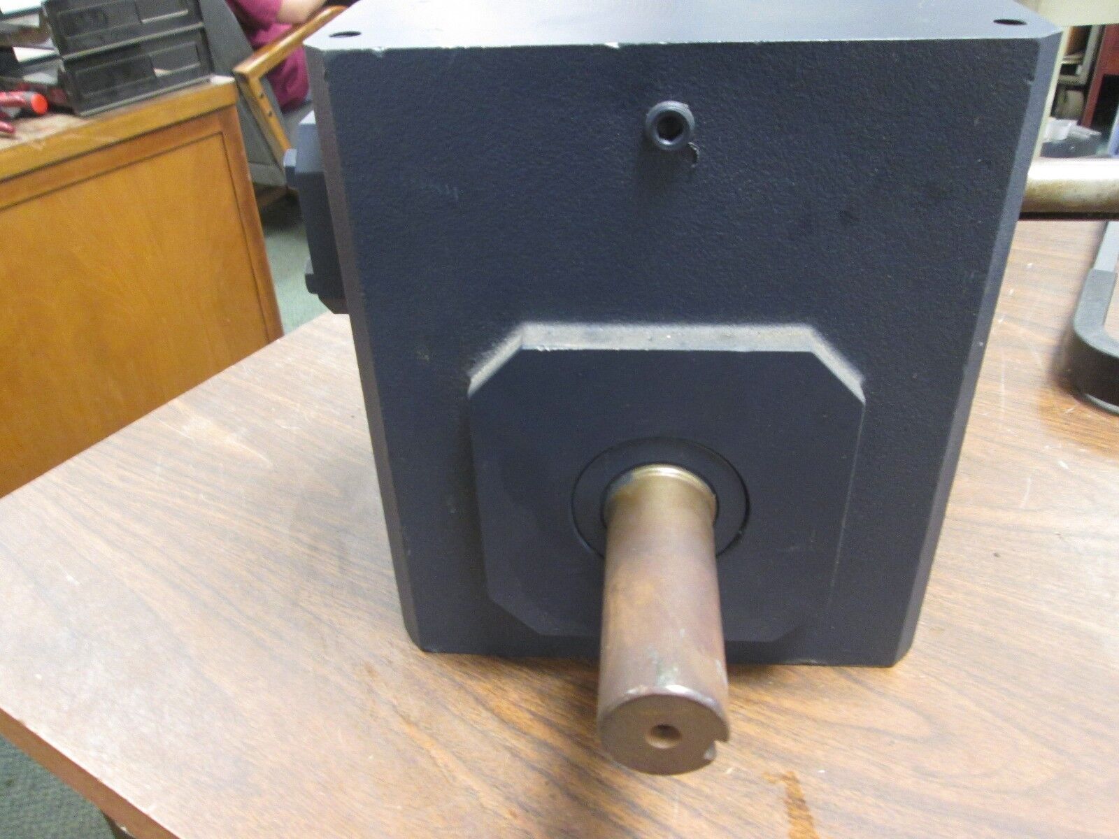 Ohio Gear B832-40-L Iron Man Reducer WB320005.00 Ratio 40:1 2.34 HP In New Surpl
