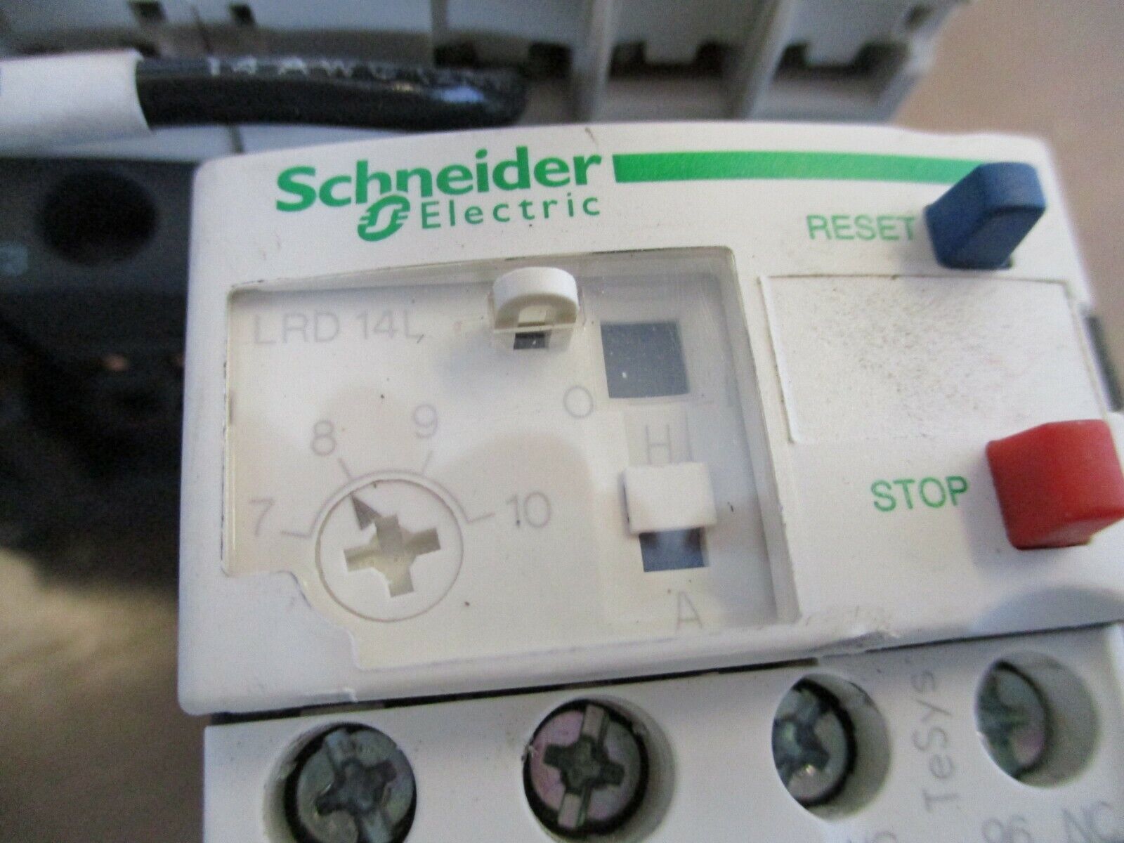 Schneider Electric Reversing Starter LC1D18/LRD14L 120V Coil Trip: 7-10A Used