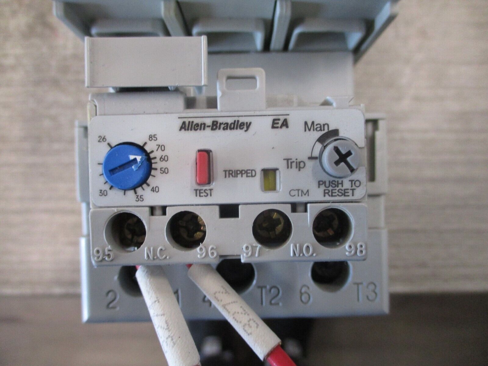 Allen-Bradley Starter 100-C72*00 / 193-EA2KE 120V Coil Trip: 26-85A 600V Used