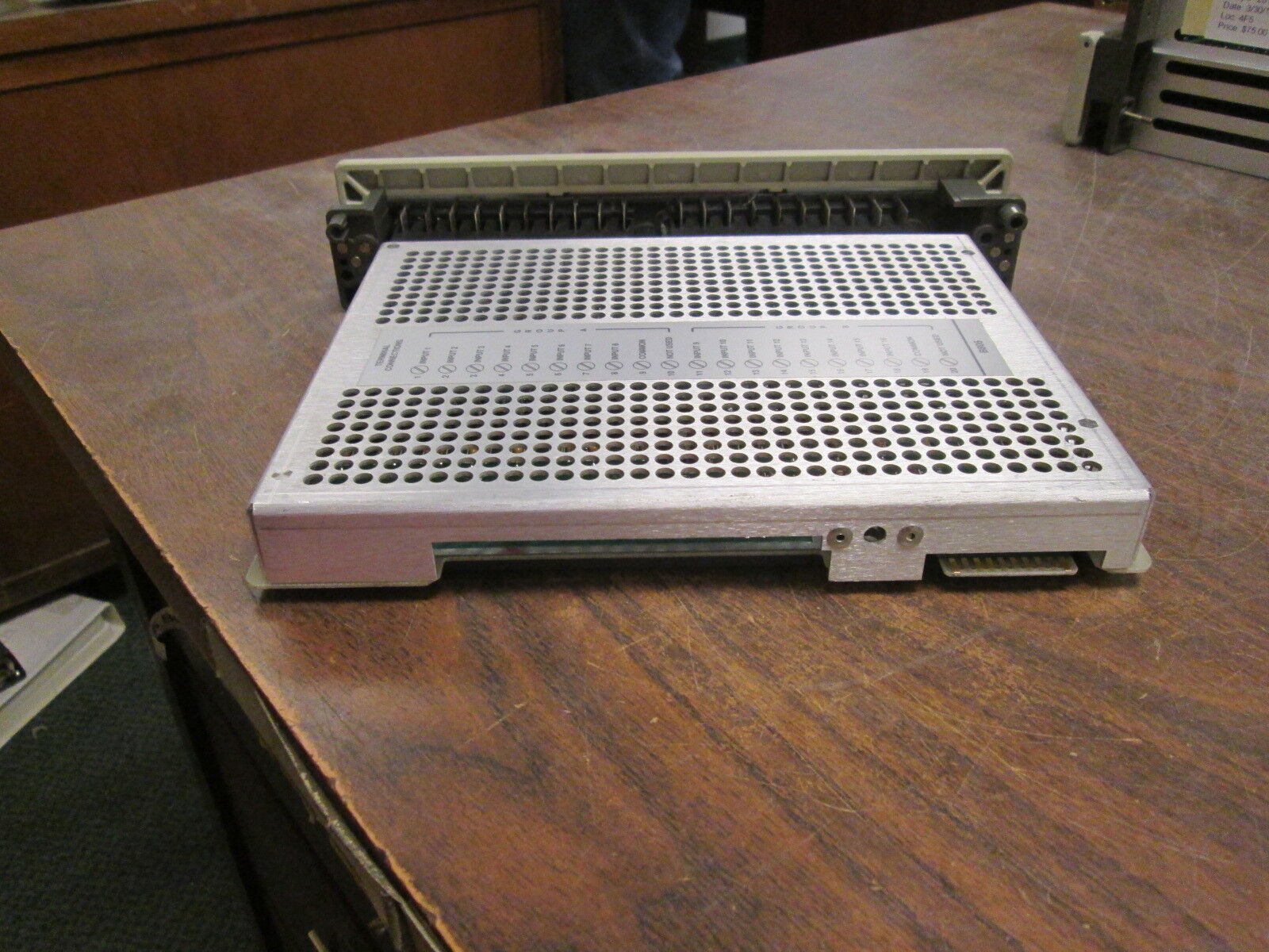 Modicon 16PT Output Module AS-B805-016 115V Used