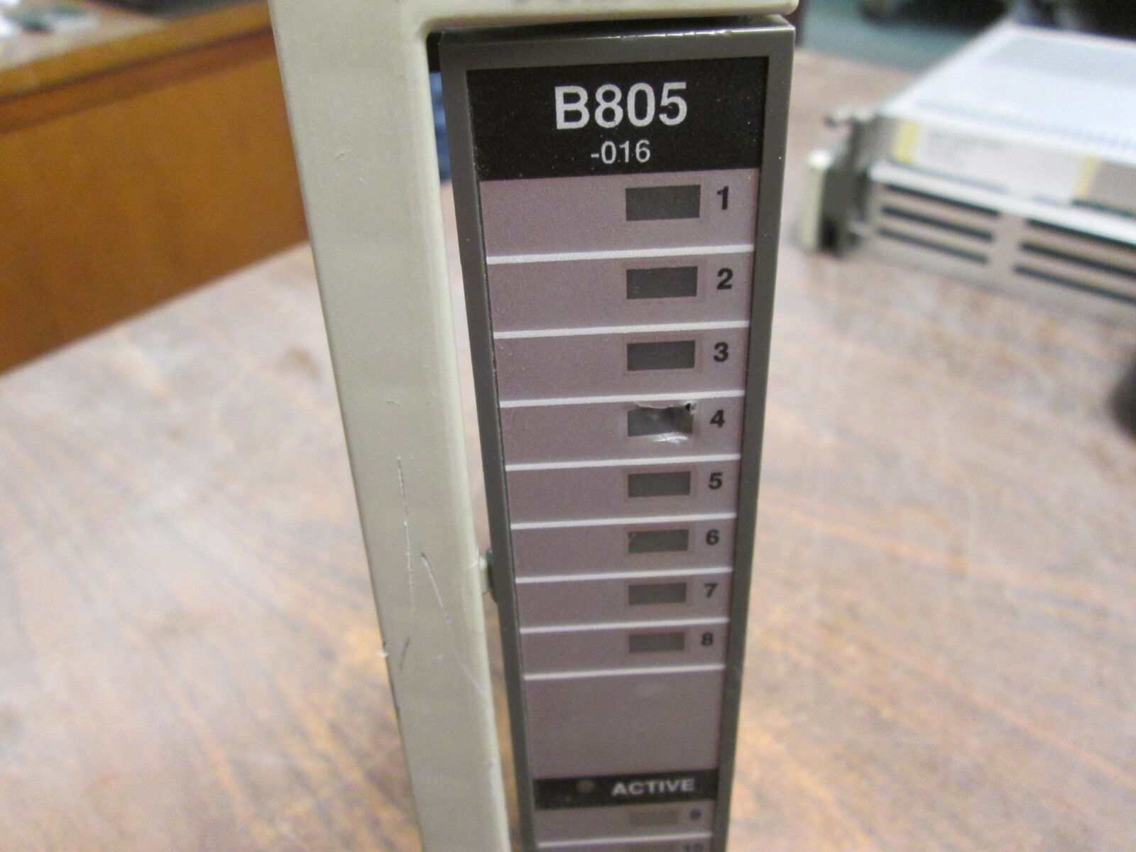 Modicon 16PT Output Module AS-B805-016 115V Used