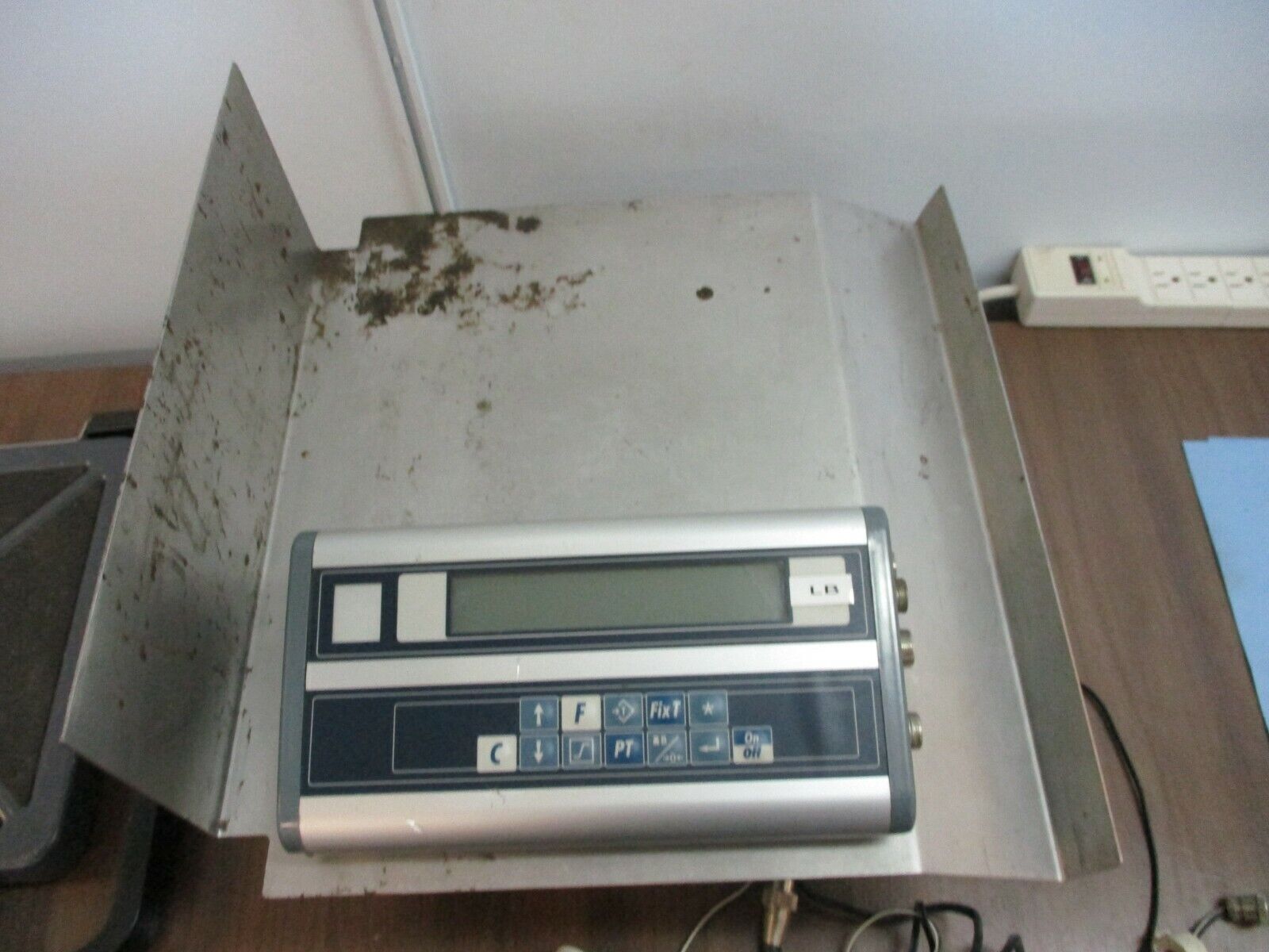 Campesa S.A. Digital Scale S-180 9-12VDC 500mA Used