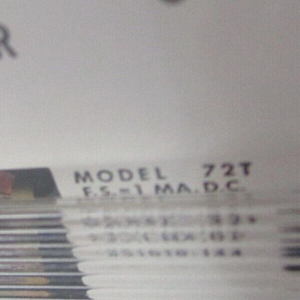 Jewell Electrical Plaster-Eye Electronic Outlet Locator 72T *Cracked Case* Used