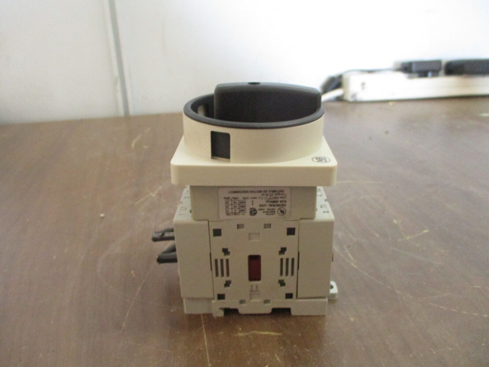 Allen-Bradley Disconnect Switch 194E-A63-1753 Ser. B 63A 600V Used