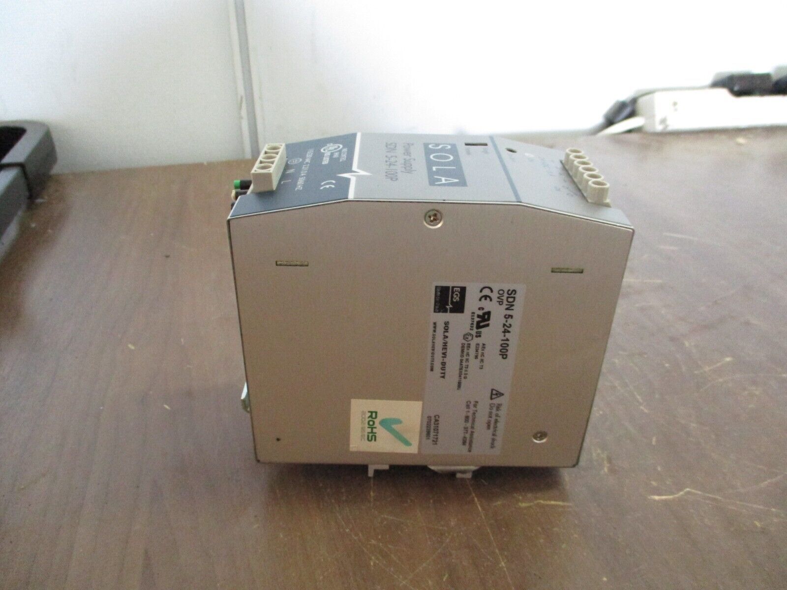 Sola / Hevi-Duty Power Supply SDN 5-24-100P Input: 115/230VAC 2.2/1.0A 50/60Hz