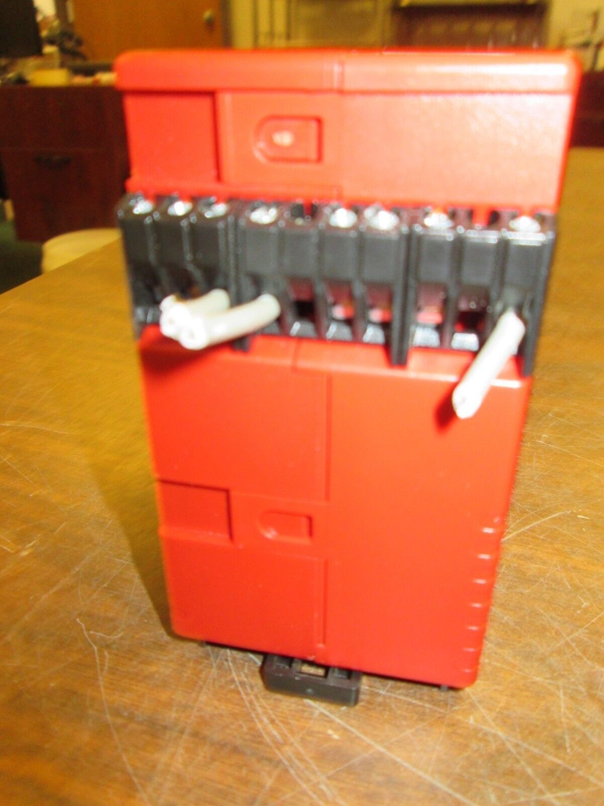 Thiim Synchro Check Relay 38474 /SYND 4802 D024 AASC 20-32 VDC Used