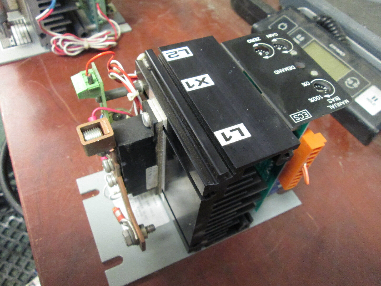 ECS Power Supply 7810-301320-0040 Input: 4-20mA Output: 30A@240VAC Used