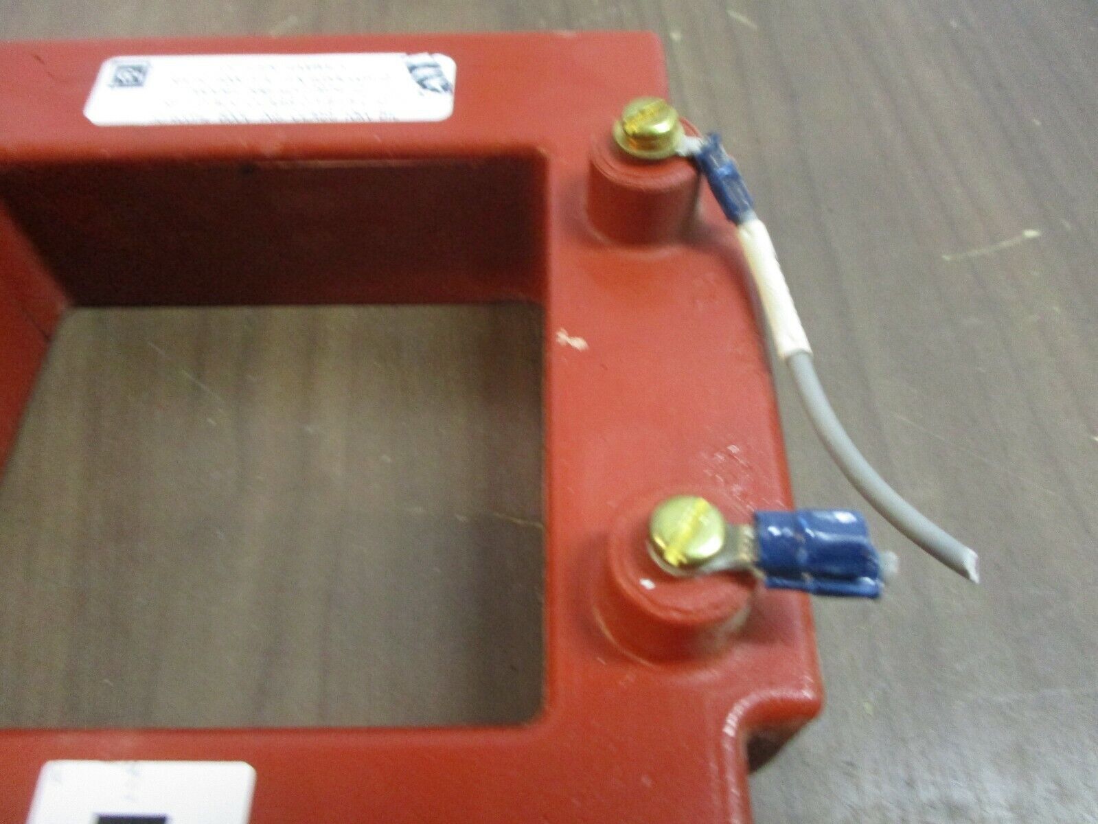 Cutler-Hammer Current Sensor 9253C02H12 Model#: 536-SD-27974-12 Ratio 4000:5A