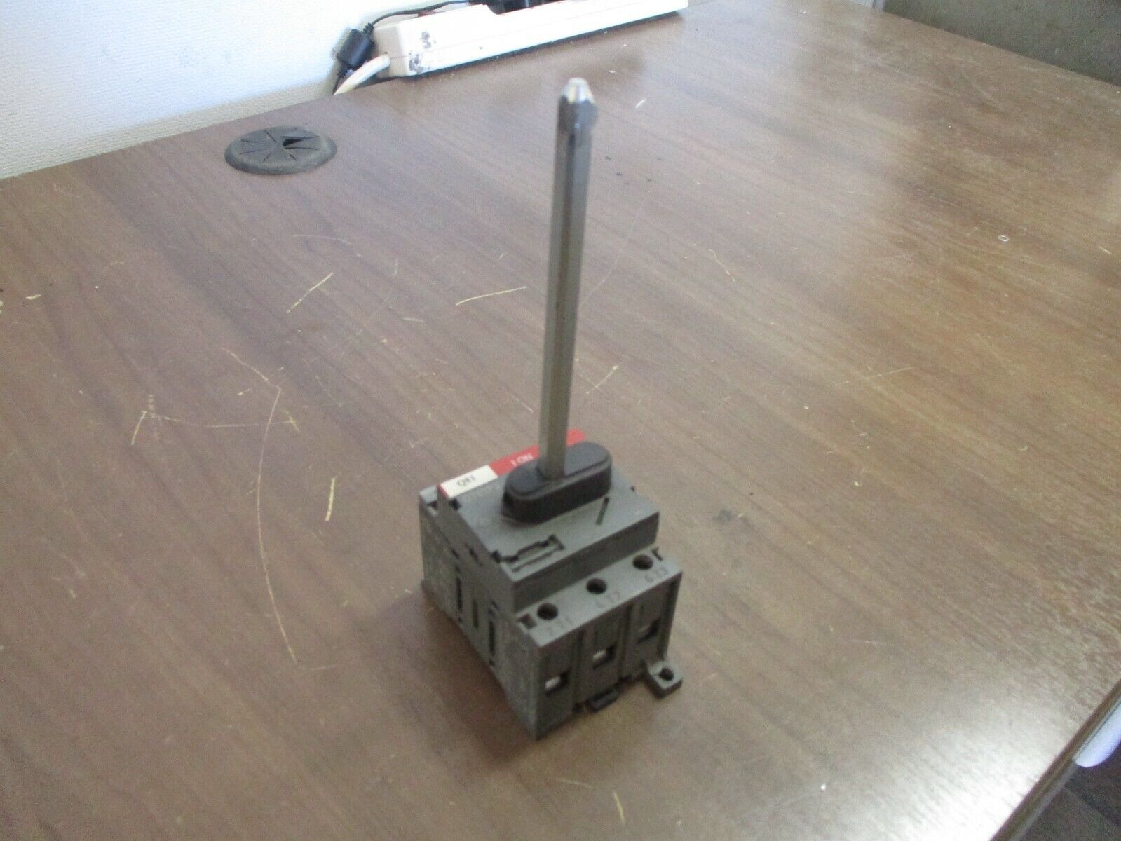ABB Disconnect Switch OT63F3 60A 600V *No Handle* *(1) Broken Mounting Foot*