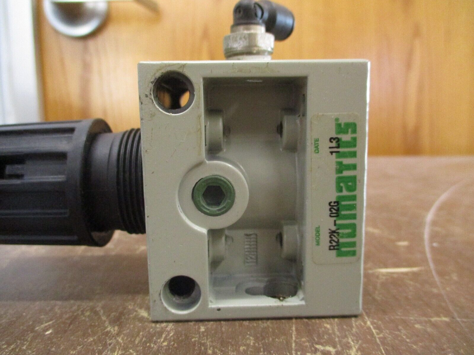 Numatics Flexiblok Pneumatic Regulator Valve R22K-02G Used