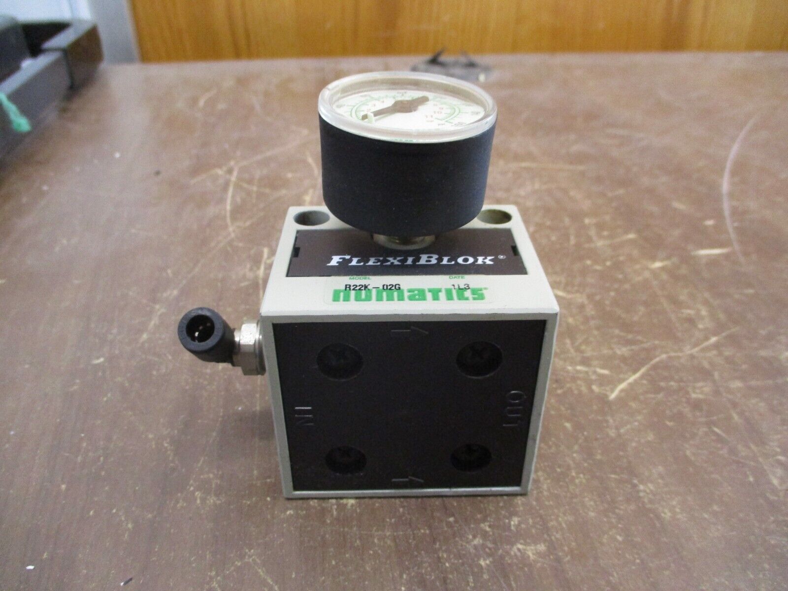 Numatics Flexiblok Pneumatic Regulator Valve R22K-02G Used