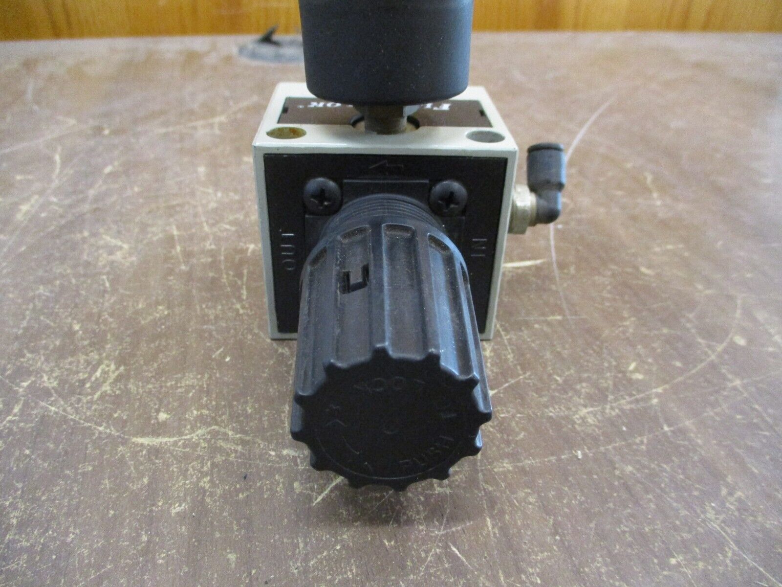 Numatics Flexiblok Pneumatic Regulator Valve R22K-02G Used