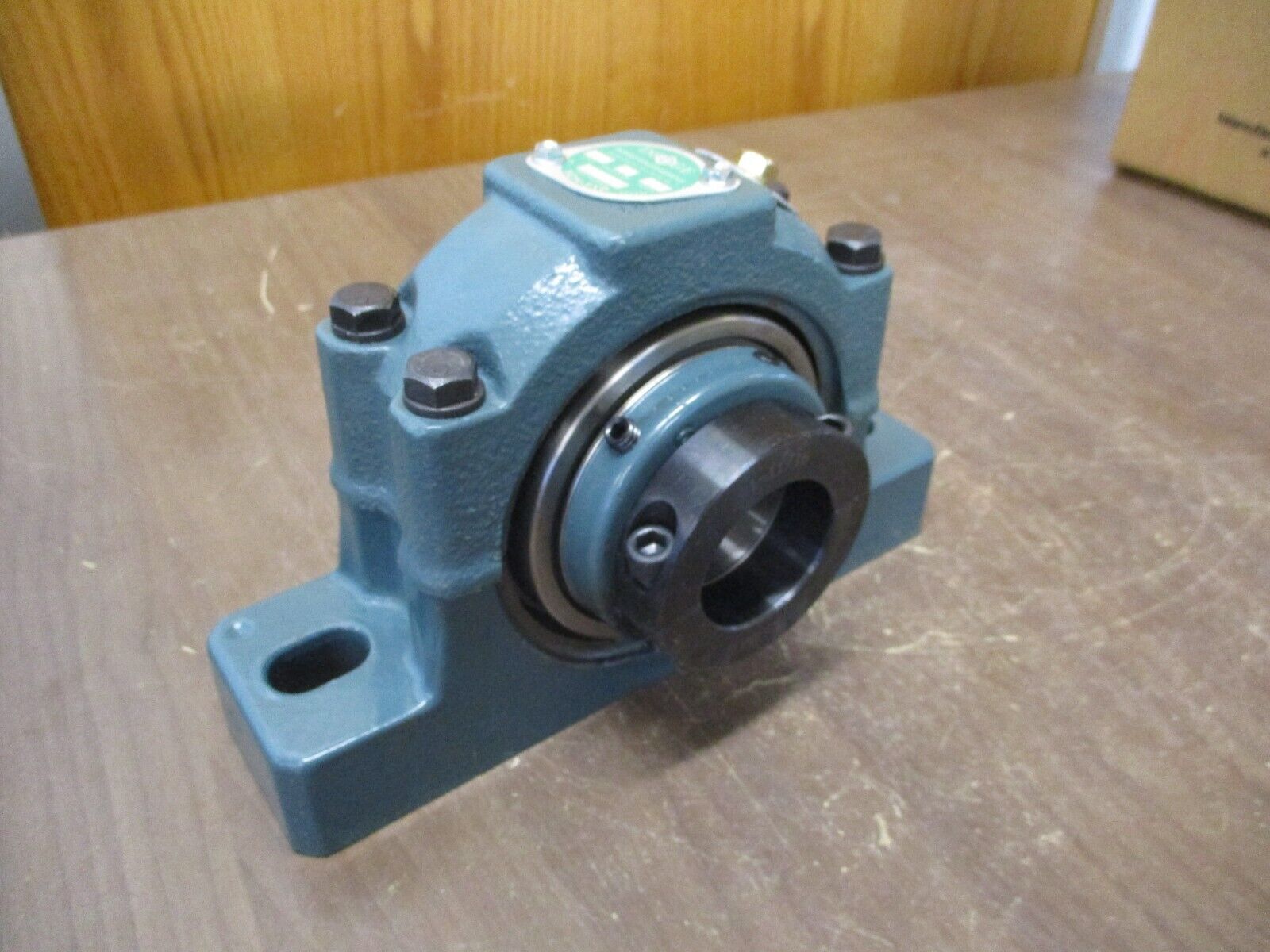 Dodge P2B-DI-111R Double Interlock Pillow Block Bearing 023334 1-11/16"