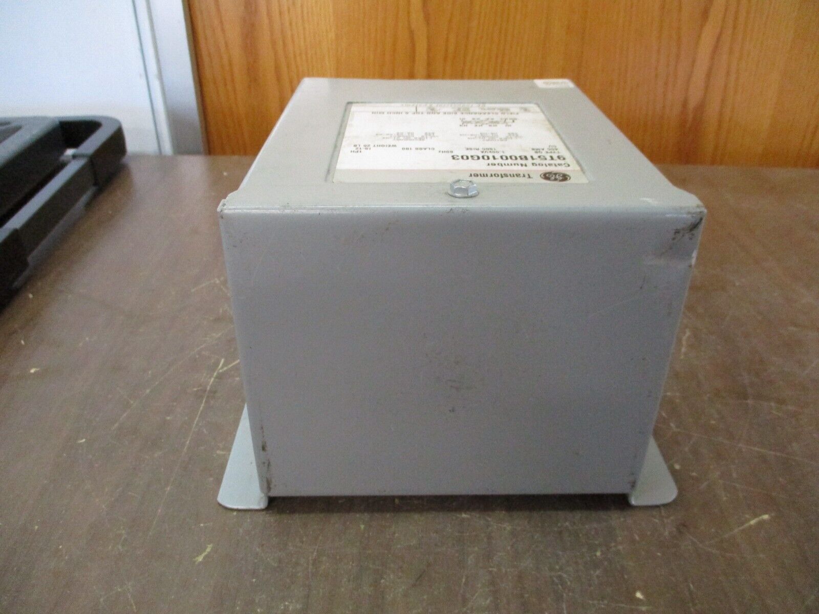 GE Type QB Transformer 9T51B0010G03 1.00kVA Pri: 240/480V Sec: 120/240V 60Hz