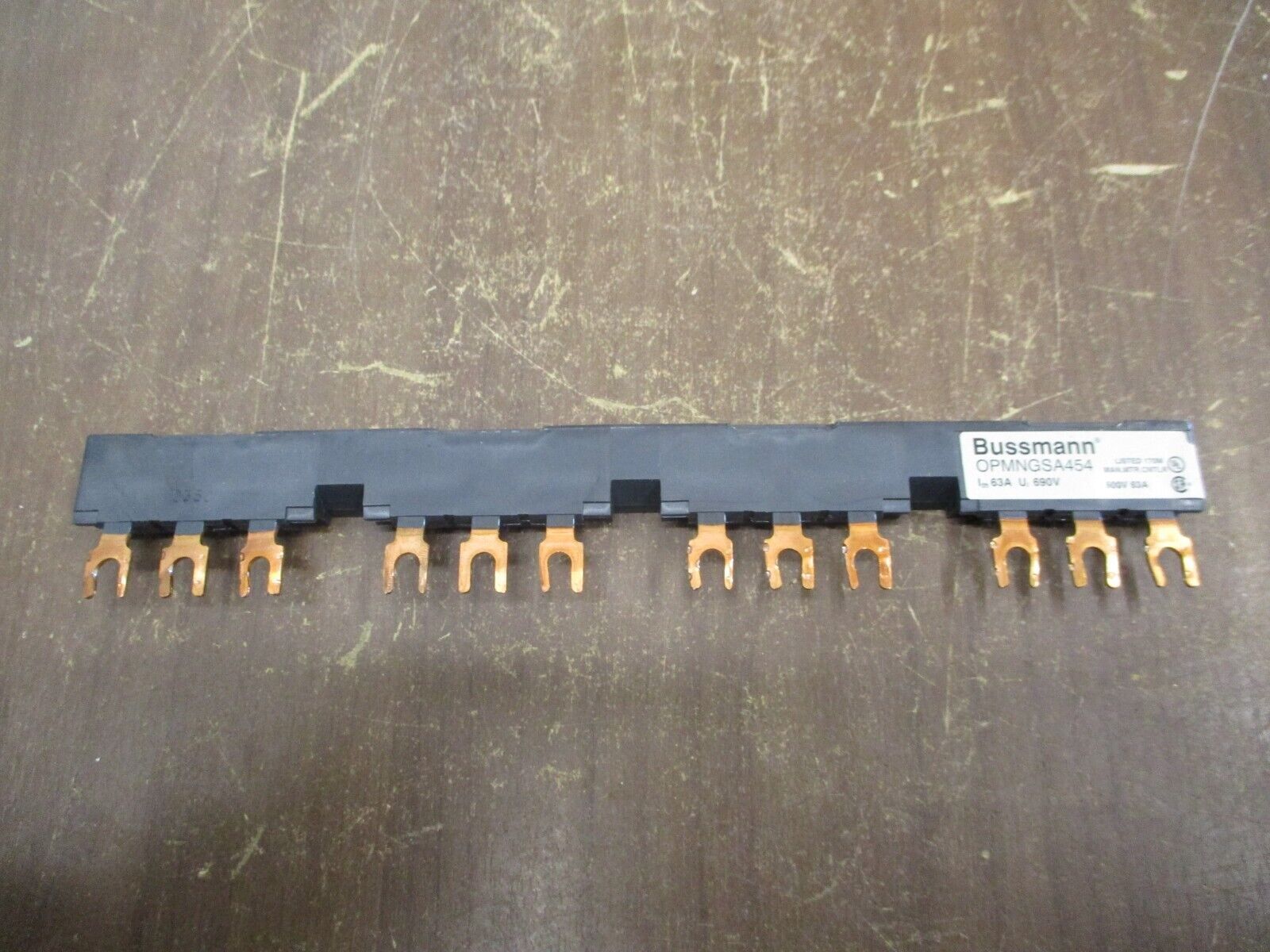 Bussmann Busbar OPMNGSA454 63A 600V Used