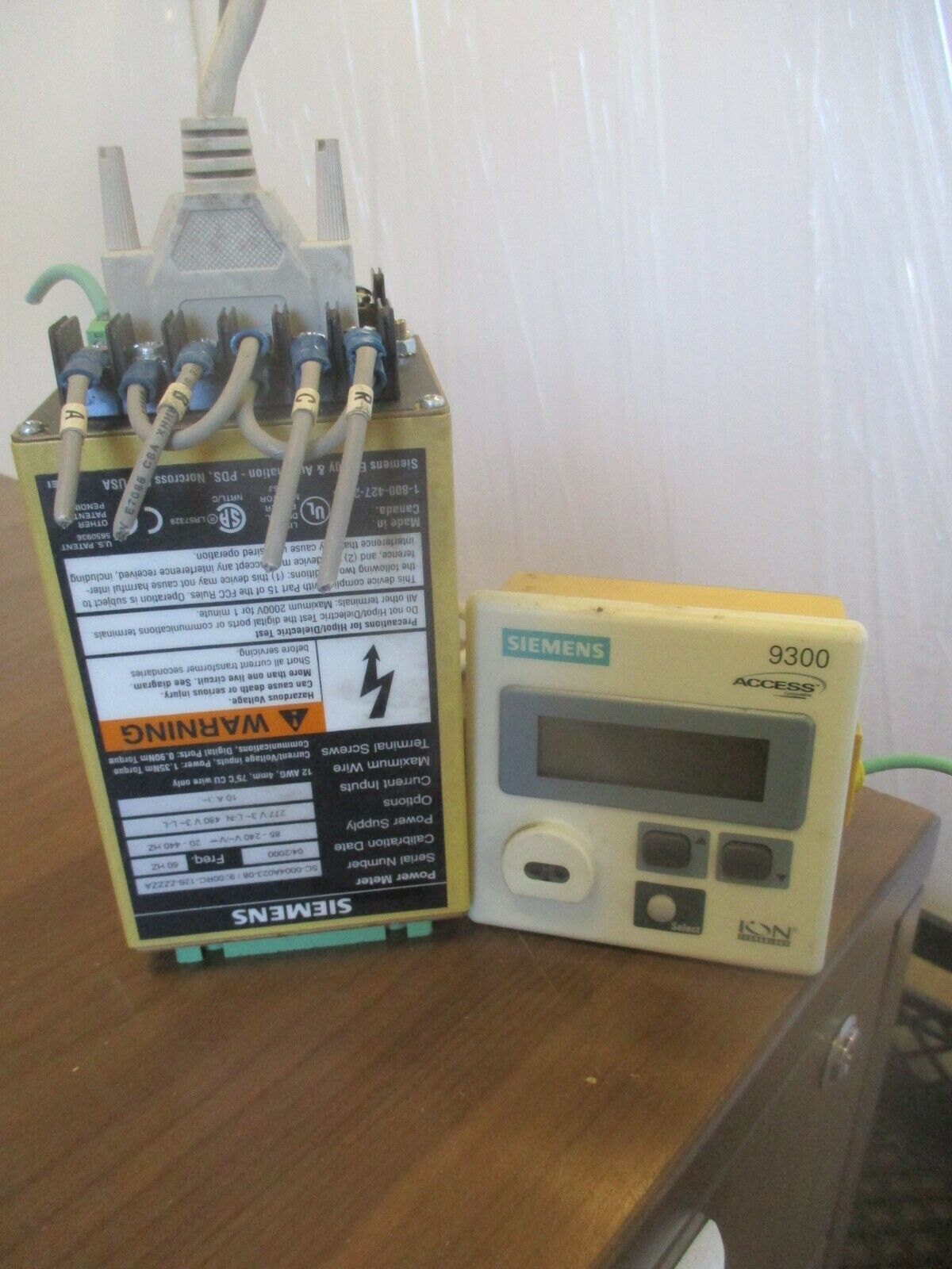 Siemens ION Access Power Meter 9300 Power Supply: 85-240V 20-440HZ Used