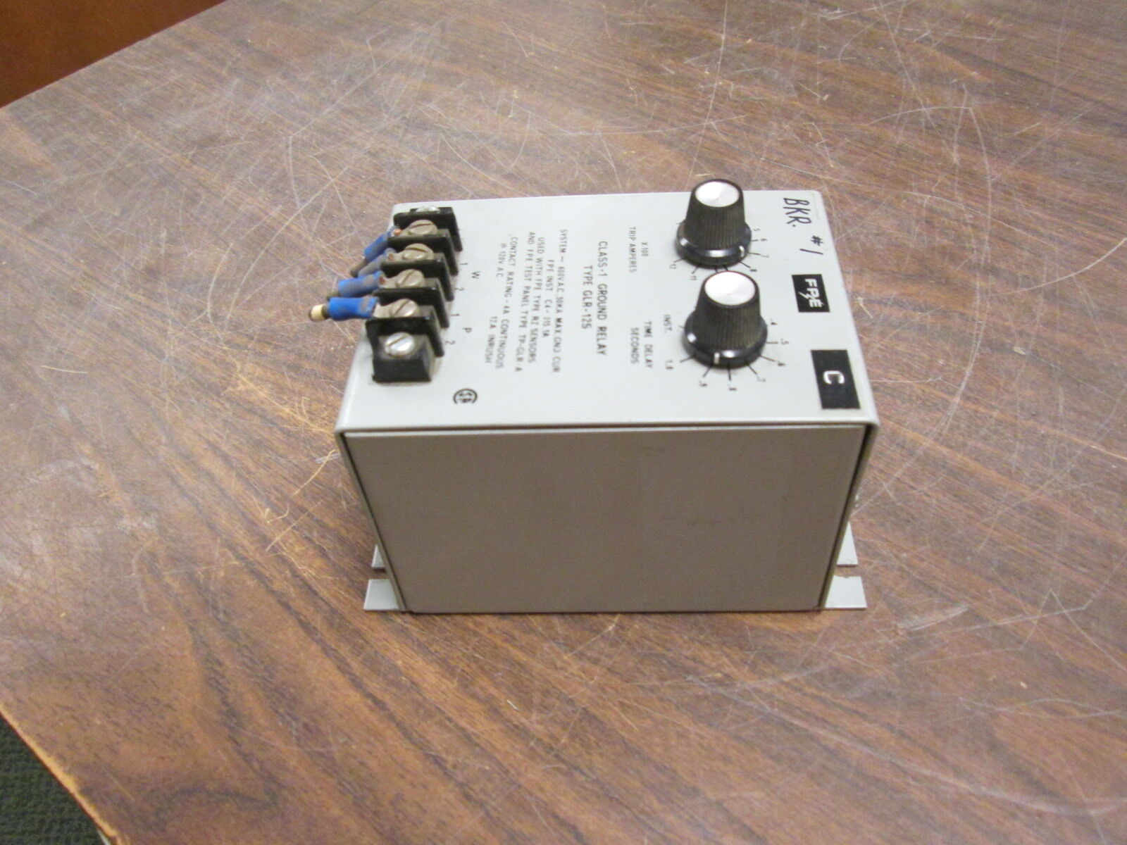 FPE Class-1 Ground Relay GLR-125 Trip: 100-1200A Delay: 0-1 sec Used