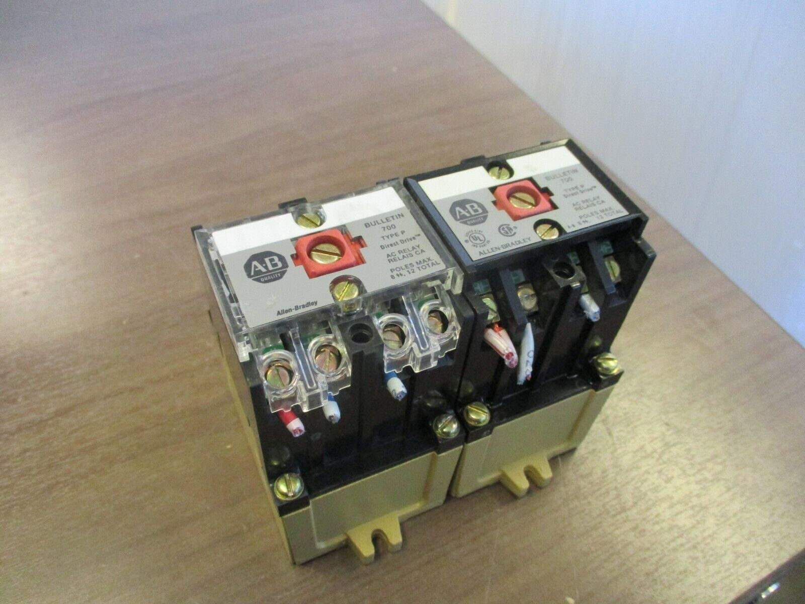 Allen-Bradley Relay 700-P400A1 115-120V Coil Ser. B/D *Lot of 2* Used