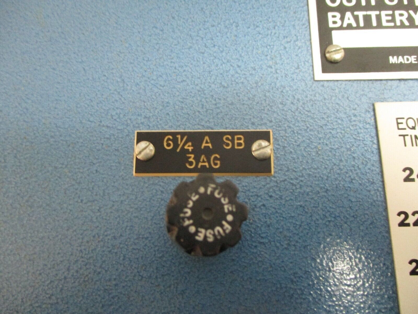 MCS Battery Charger 615409-20 Model#: MBC 7X-24V-10A-NC 230AH 20-Cells Used