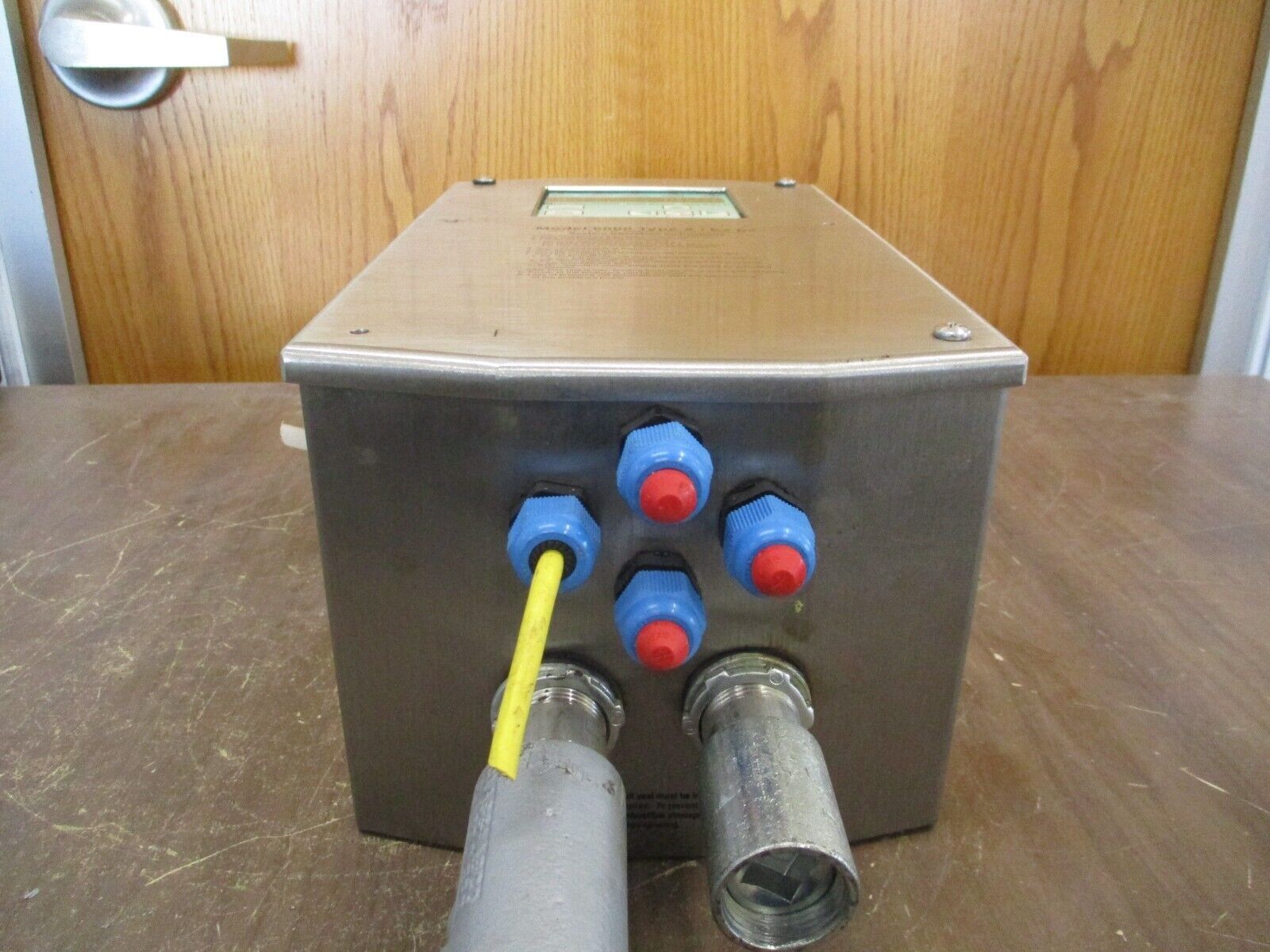 PepperL + Fuchs Purging System Control Unit Model 6000 Type X / Ex px Used