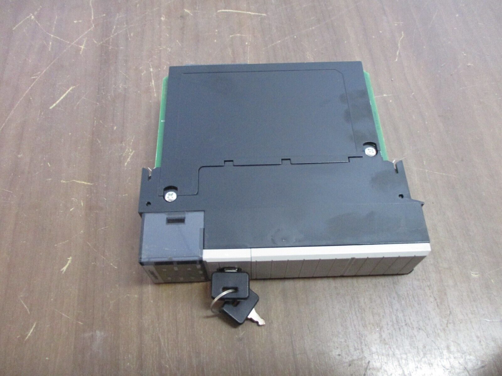 Allen-Bradley Logix PAC ControlLogix 5561 Processor Module 1756-L61 Ser. B Used