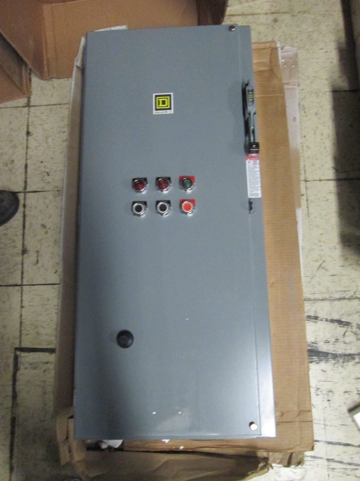 Square D Size 3 Reversing Combination, 120V 3Ph, Non-Fusible Disconnect, IN BOX!