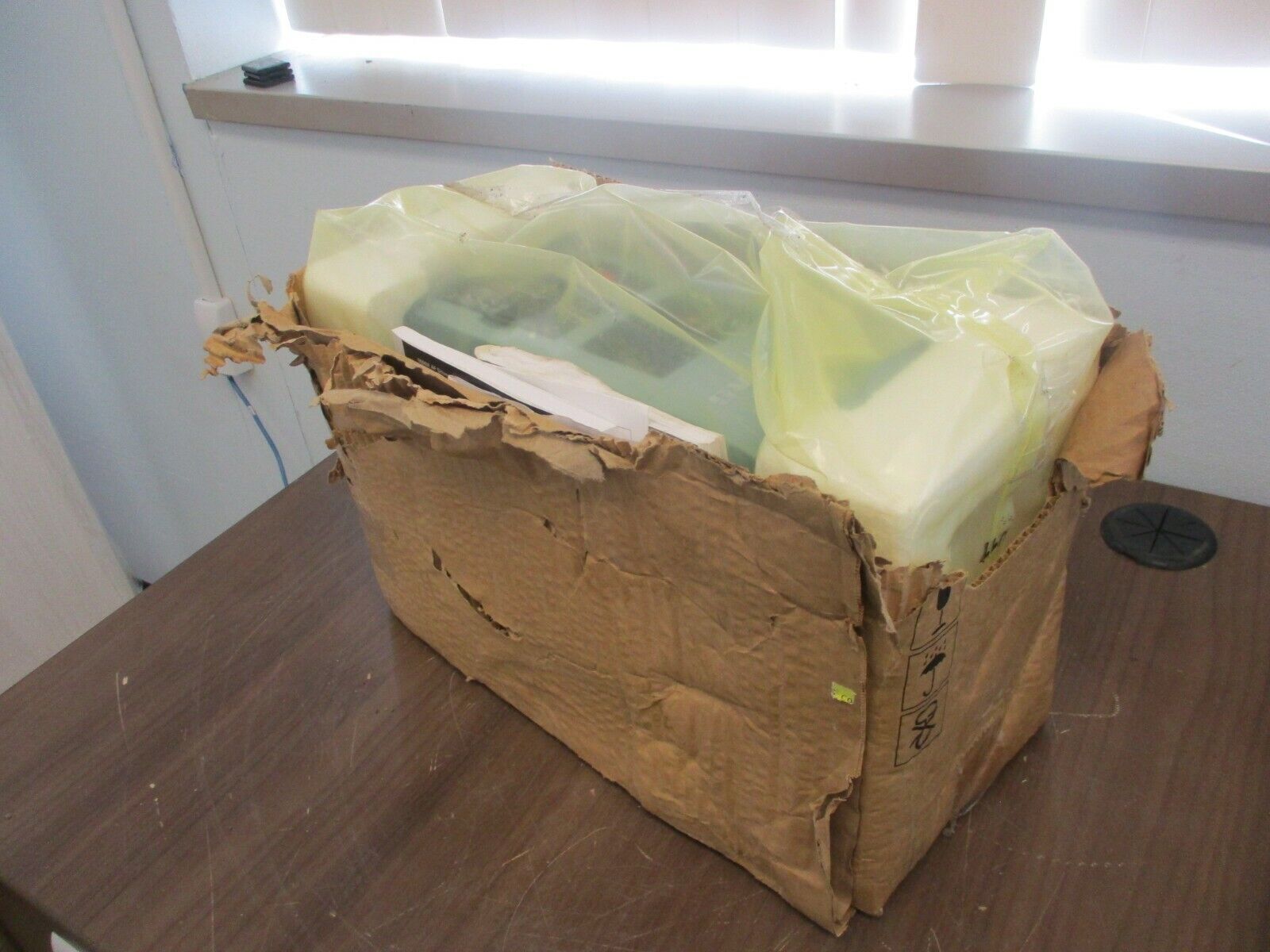 Eaton AC Drive SVX001A1-4A1B1 1.5HP 3Ph New Surplus *Some Shelf Wear*