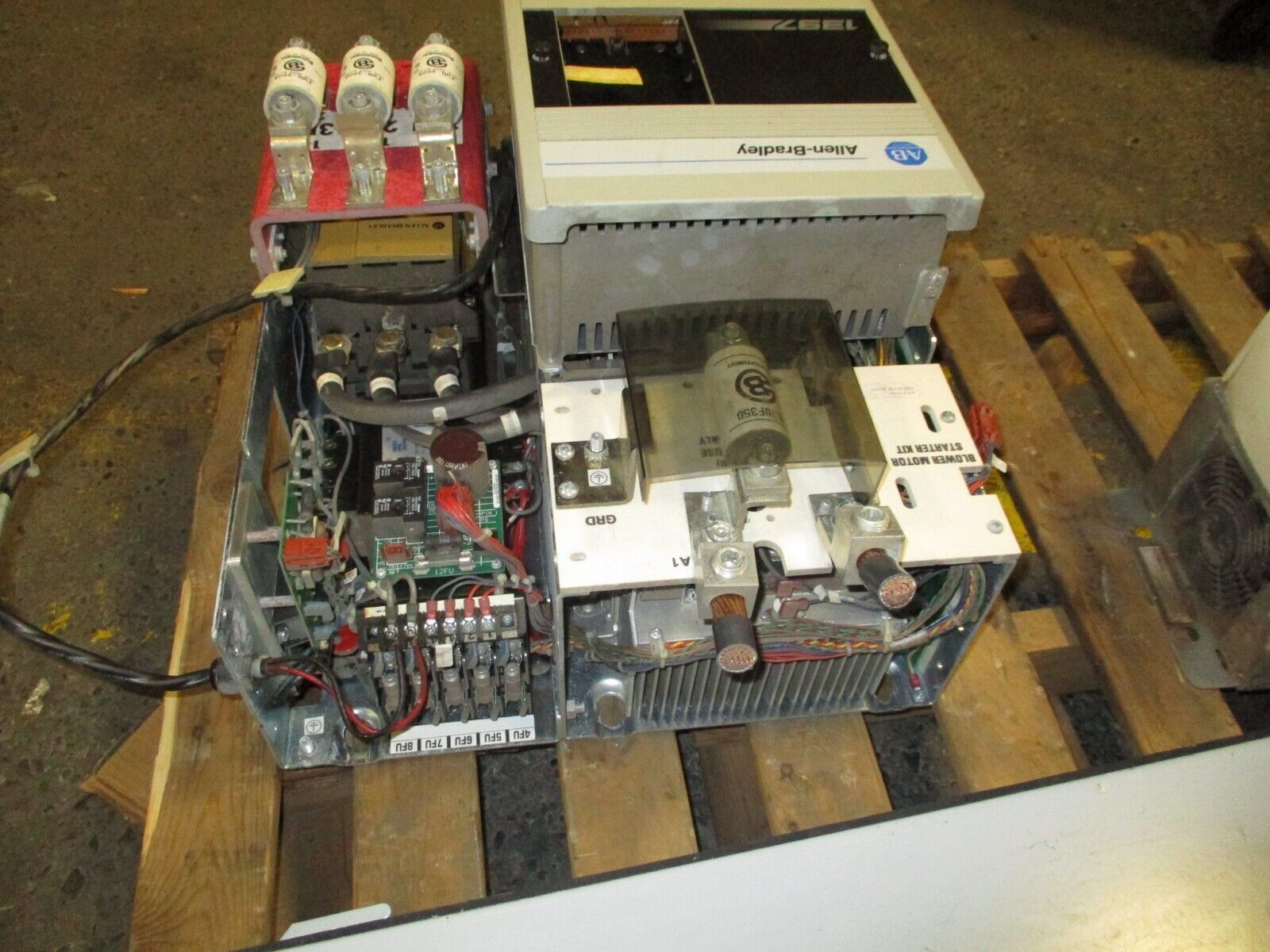 Allen-Bradley 1397 DC Drive 1397-B150R-FS2010-PE-HA2 75/150HP *No Keypad* Used