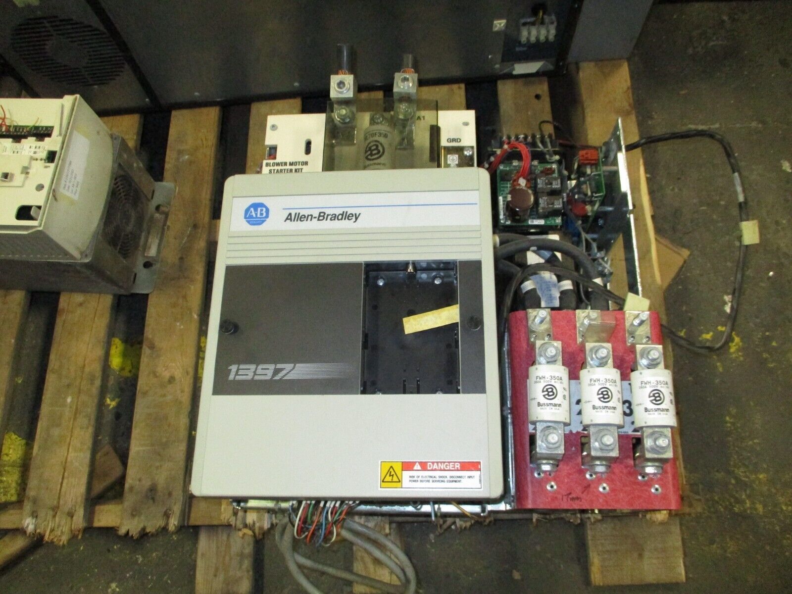 Allen-Bradley 1397 DC Drive 1397-B150R-FS2010-PE-HA2 75/150HP *No Keypad* Used