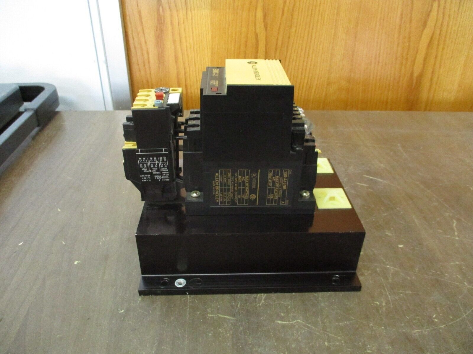 Allen-Bradley SMC02 Smart Motor Controller 150-A16NB / 193-BSC 10 10HP 460V Used