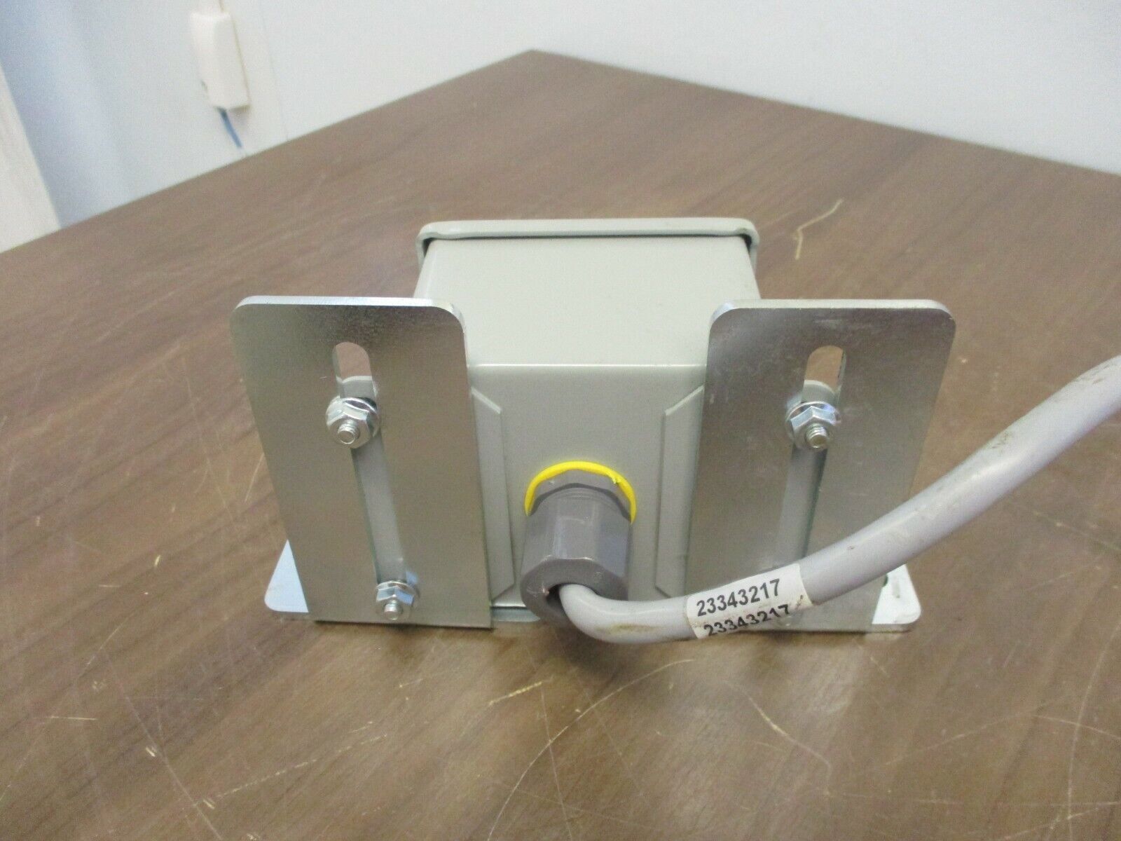 Hoffman Push Button Enclosure w/ Reset Button E1PBG Nema 12,13 Used