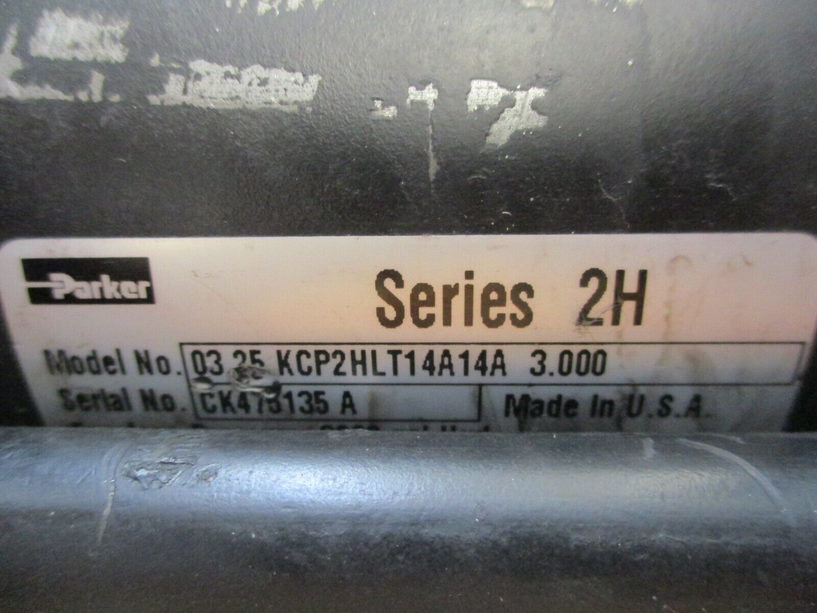 Parker Series 2H Hydraulic Cylinder 03.25 KCP2HLT14A14A 3.000 3000PSI Used