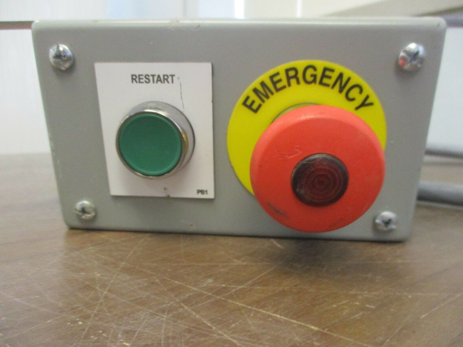 Hoffman Push Button Enclosure w/ E-Stop & Restart Button E2PBG Nema 12,13 Used