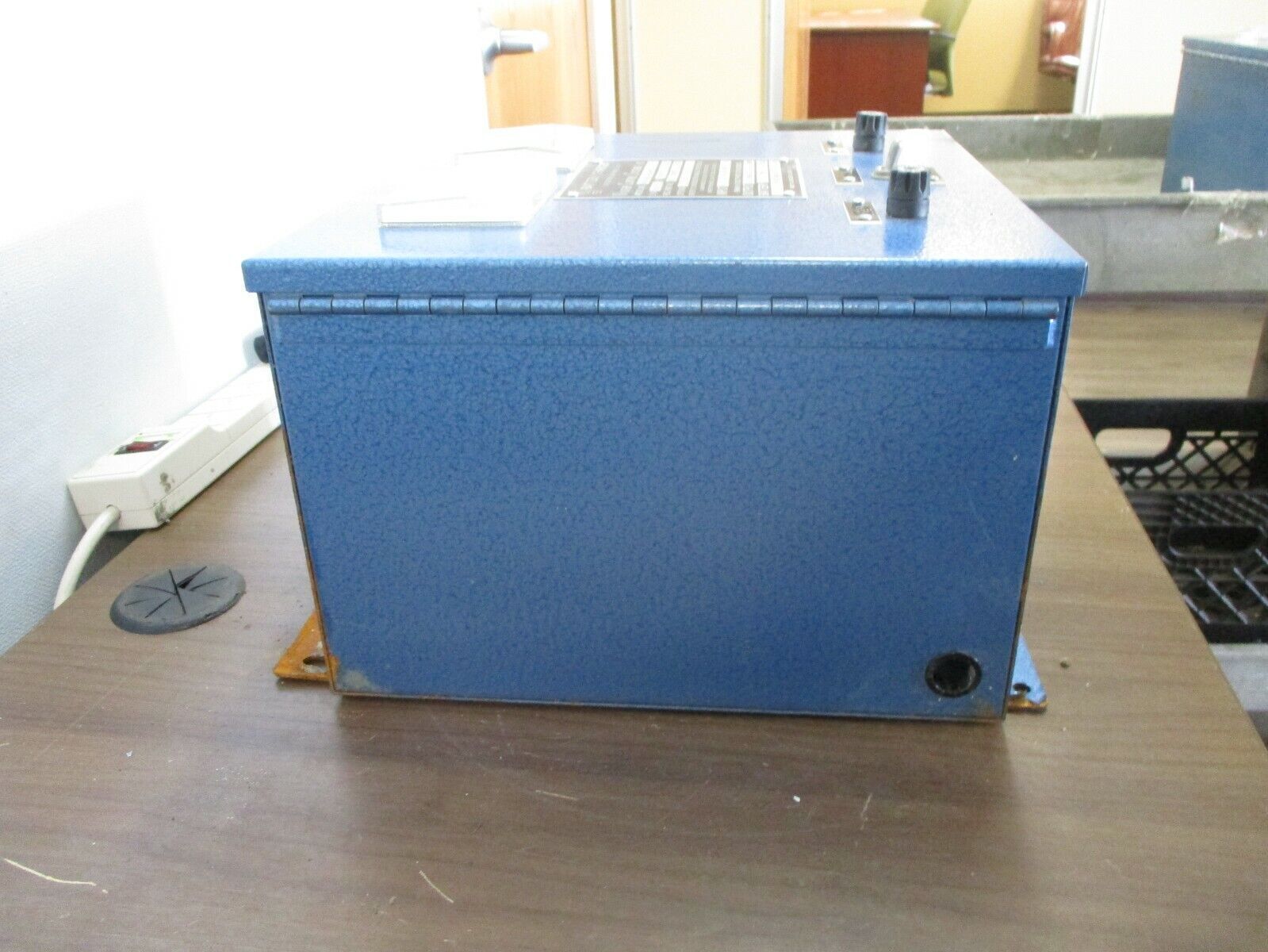 MCS Battery Charger 600775-21 Model #: MBC 7-24V-10A-NC 230AH 20-Cells Used
