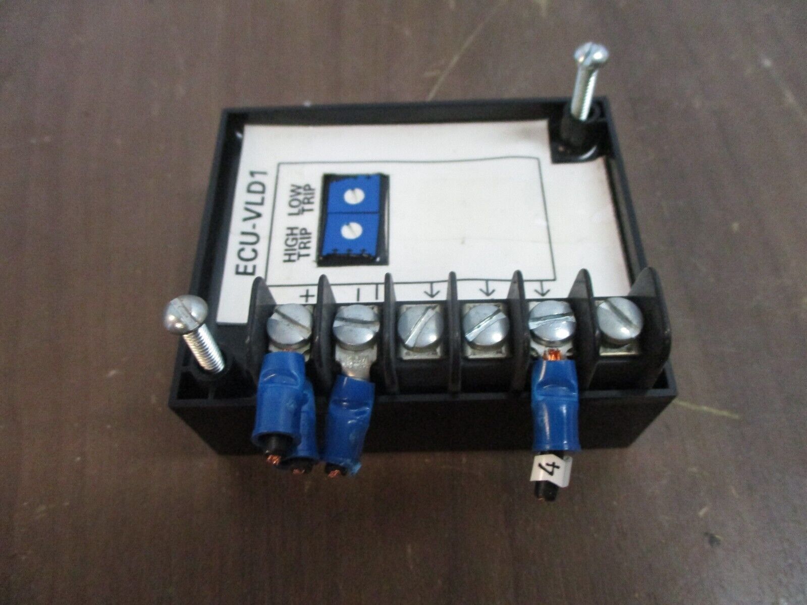 ECU Inc. Battery Voltage Detector ECU-VLD1 Used