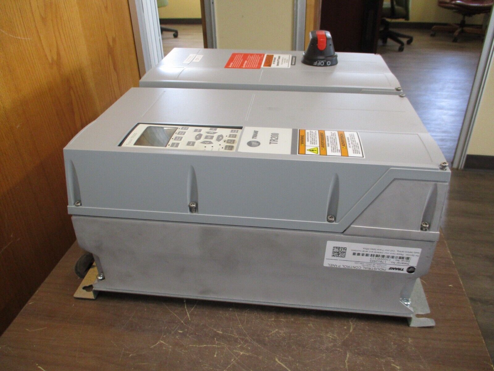 Trane TR200 AC Drive 135U3357 10HP 3Ph w/ Keypad Used