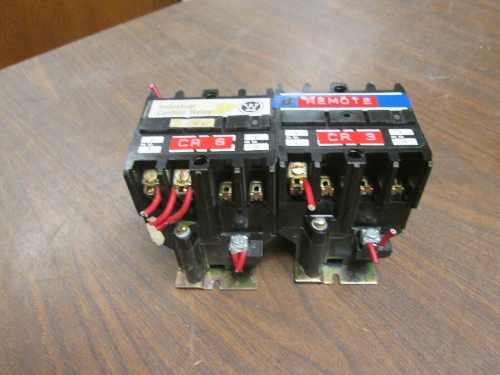 Westinghouse Control Relay AR4A 766A023G01 10A 600V 120V Coil *Lot of 2* Used