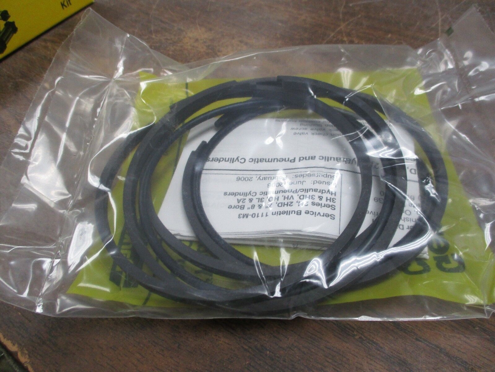 Parker Piston Ring Kit PR402H0001 New Surplus