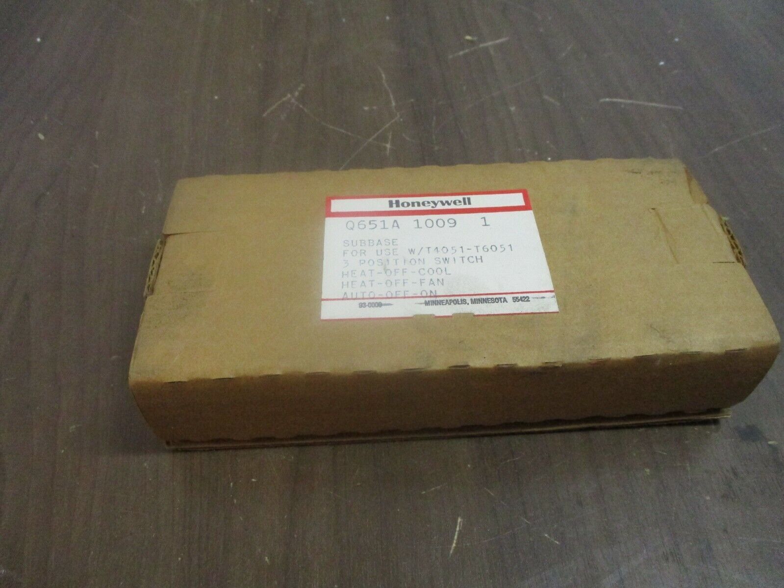 Honeywell Subbase Q651A 1009 1 For Use w/ T4051-T6051 3 Position Switch