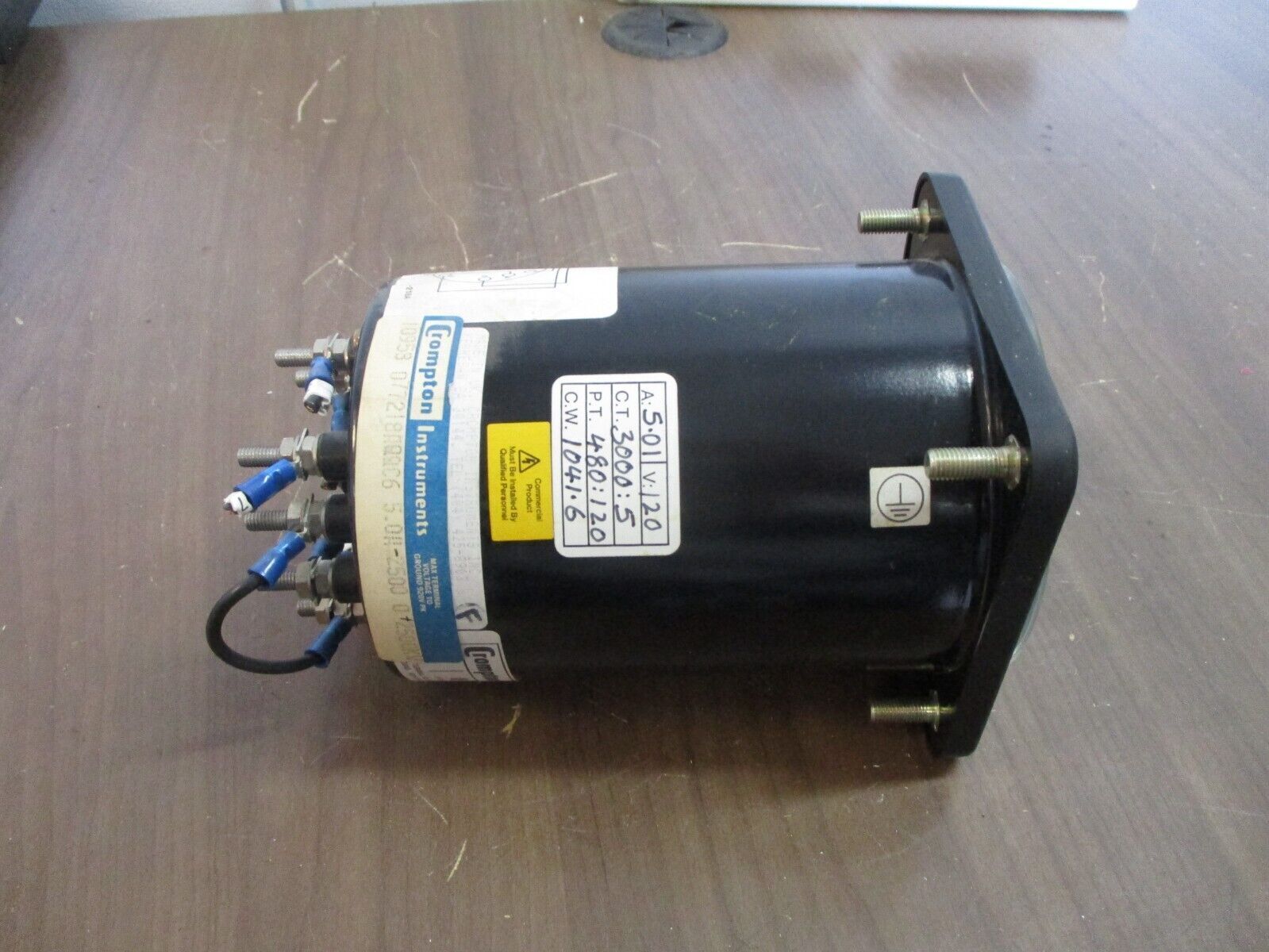 Crompton AC Kilowatt Meter 10958 077218AQQC6 Range: -2500 - +2500KW Used