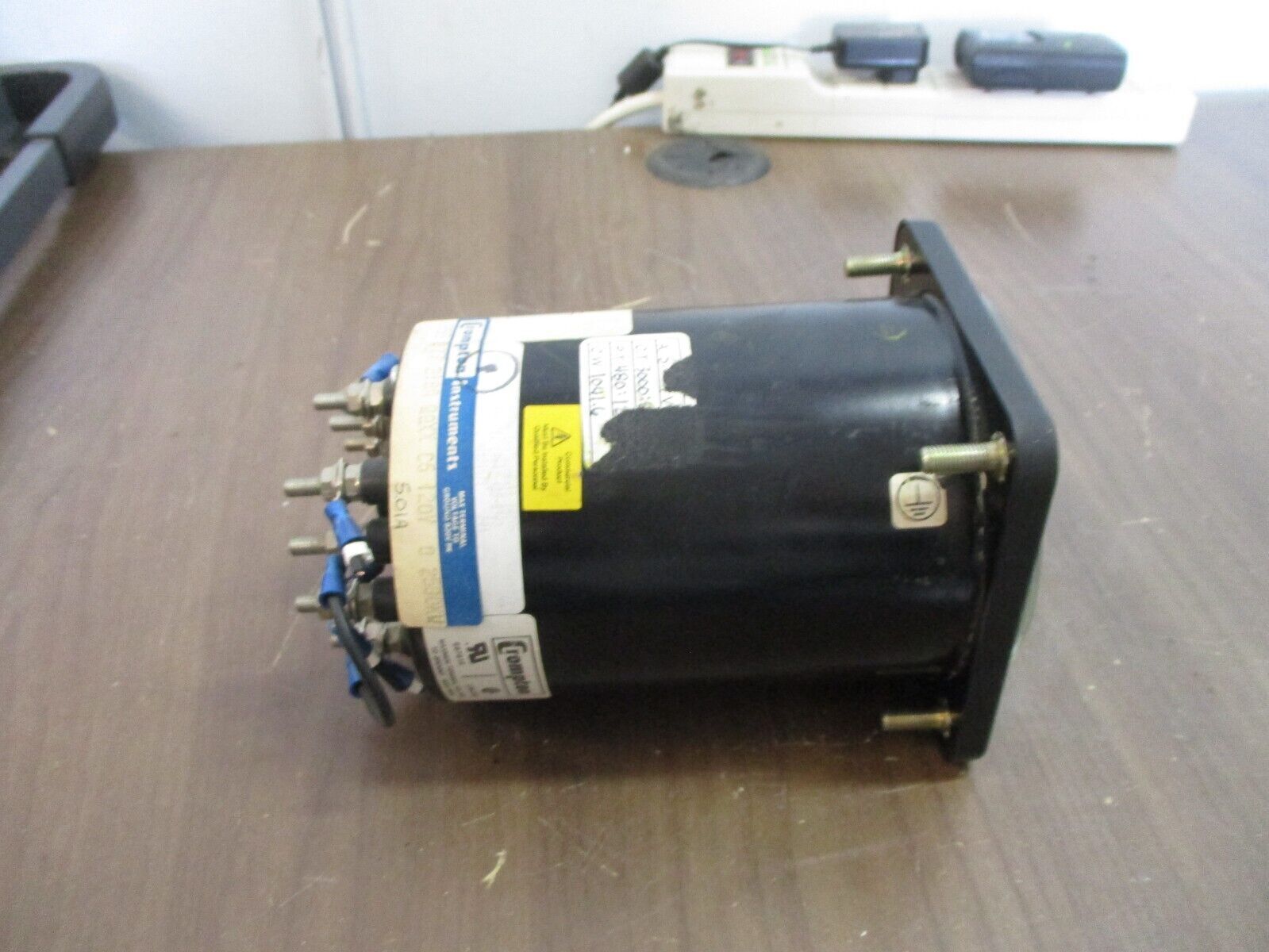 Crompton AC Kilowatt Meter 1955 077-218A-QQXX C6 Range: 0-2500KW Used