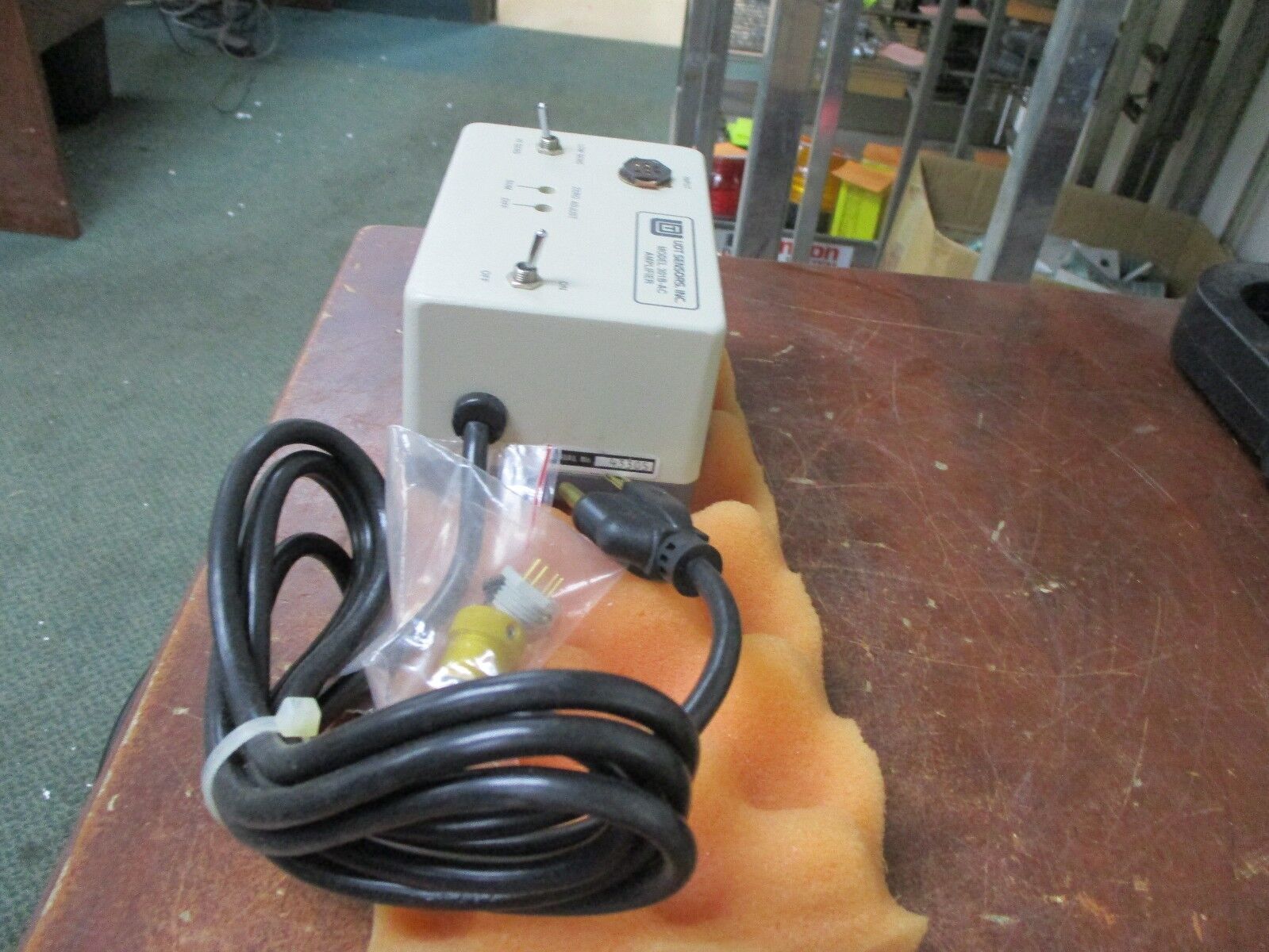 UDT Sensors Amplifier 301B-AC Used
