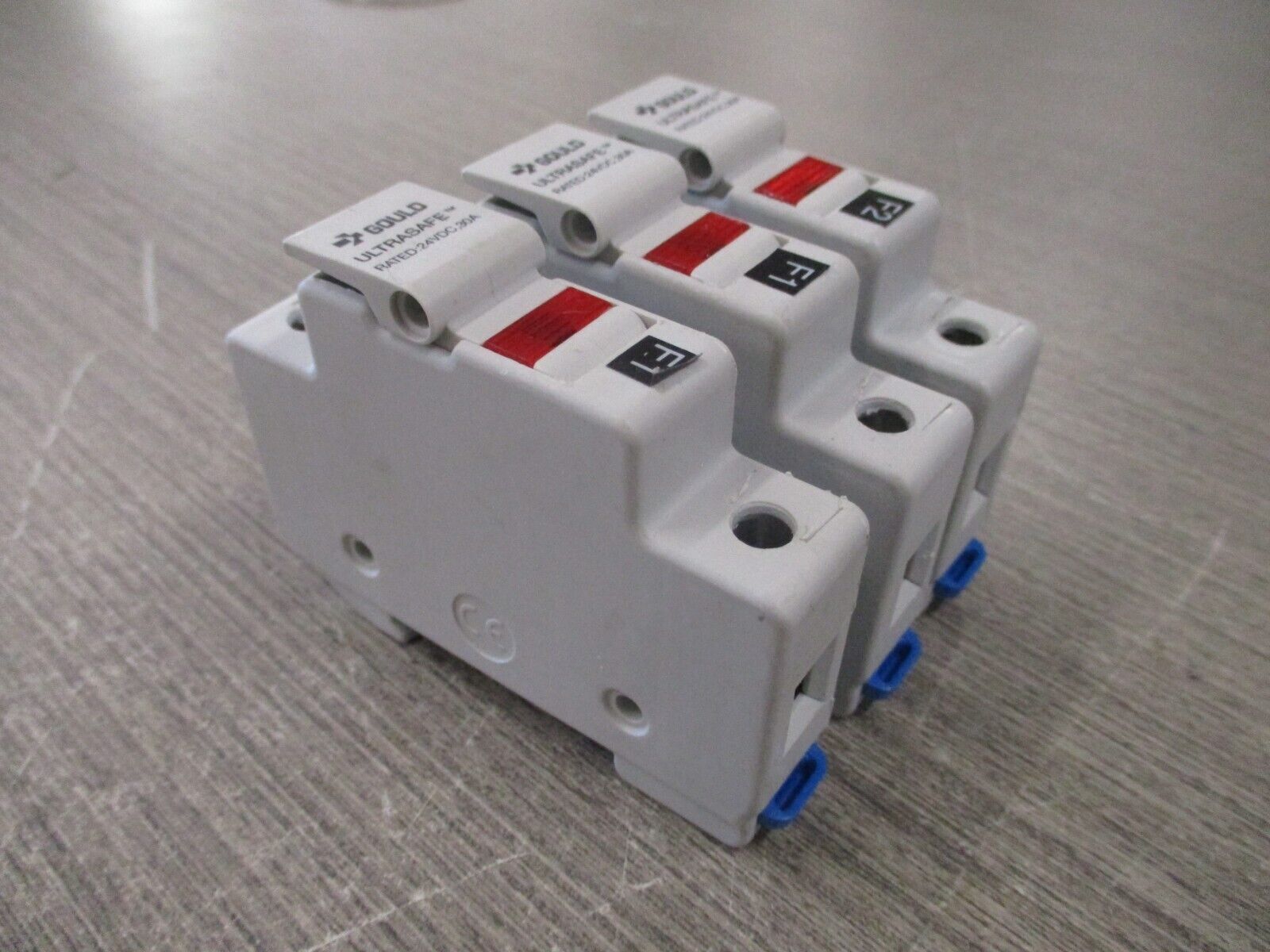 Gould Ultrasafe Fuseholder USM1I-DC24P 30A 24VDC 1P *Lot of 3* Used