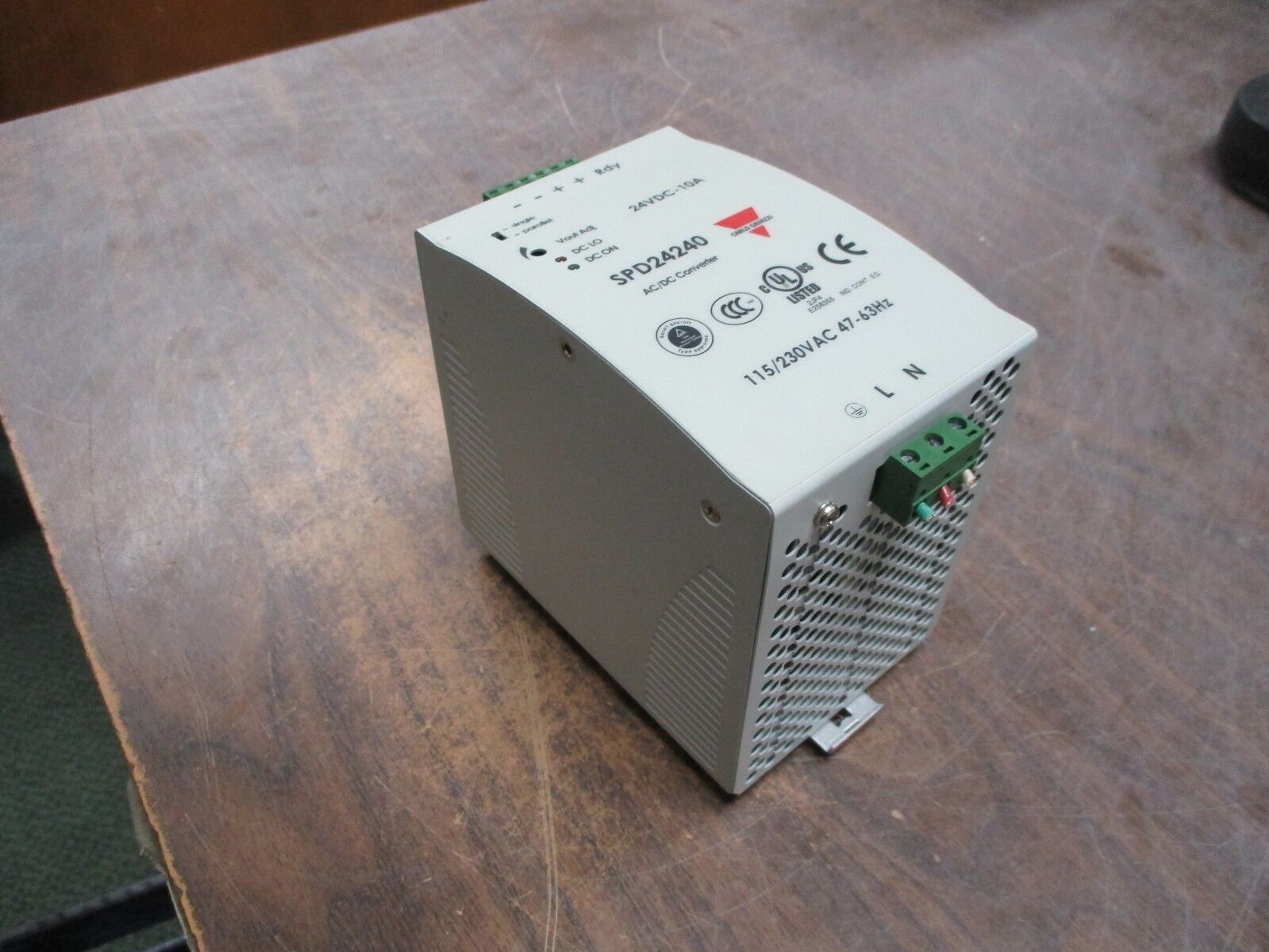 Carlo Gavazzi AC/DC Converter SPD242401B Input: 115/230VAC 47-63Hz 5.4/2.2A Used