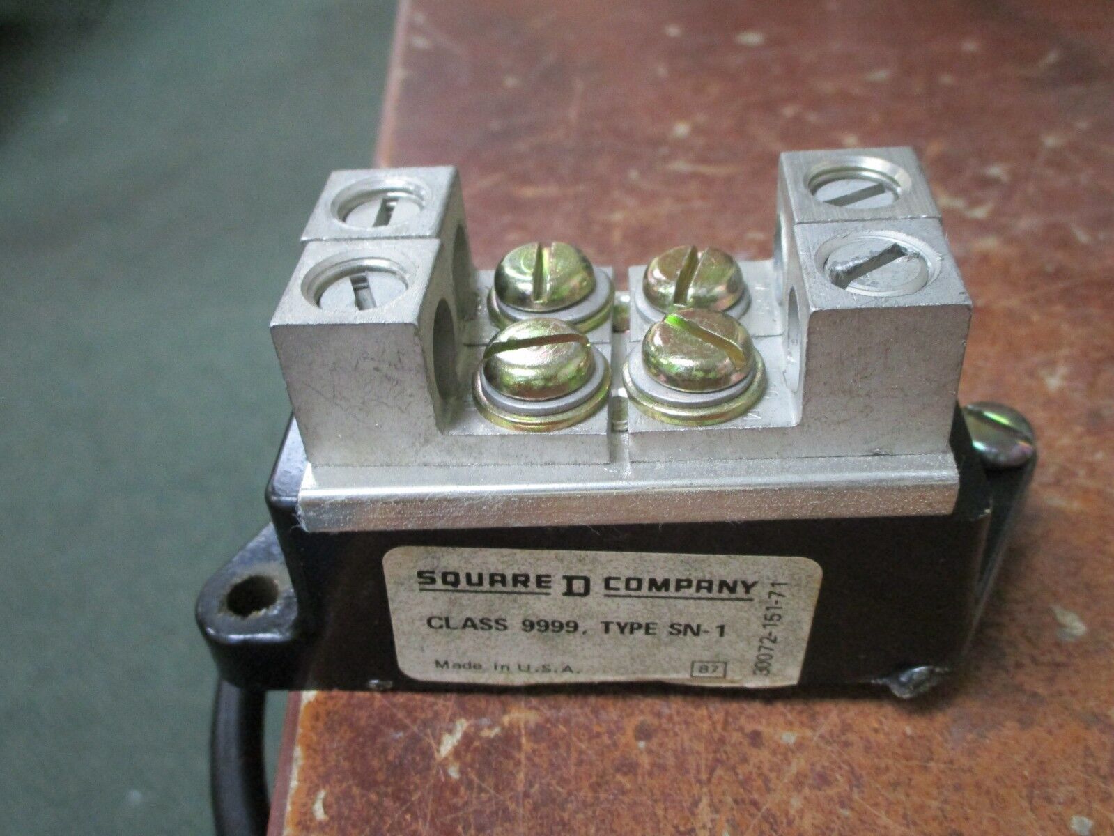 Square D Solid Neutral 9999 SN-1 Used